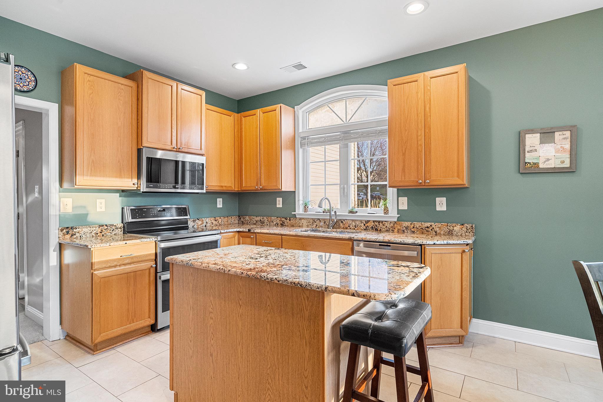 VALLEYBROOKE CHASE - Residential