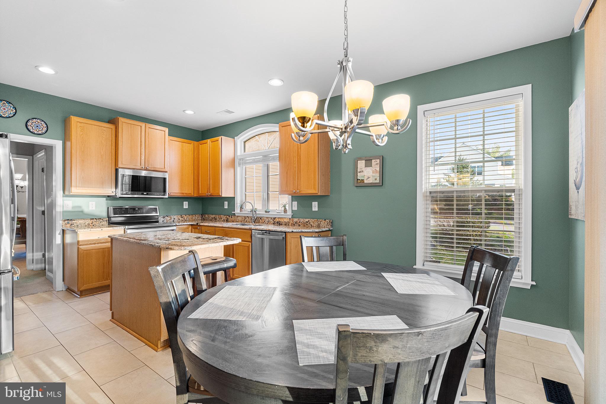 VALLEYBROOKE CHASE - Residential