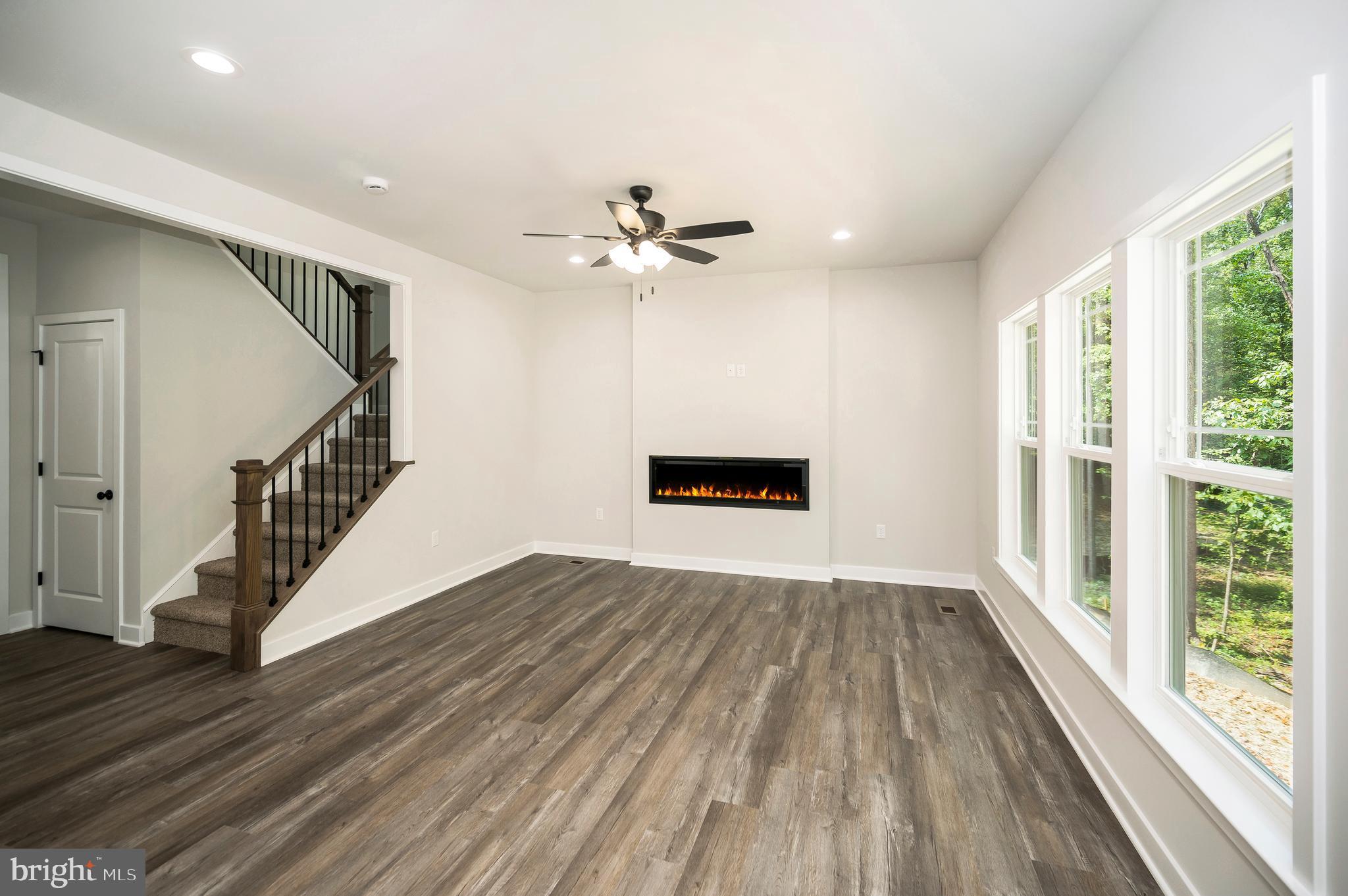 ADJ PURKS - Residential