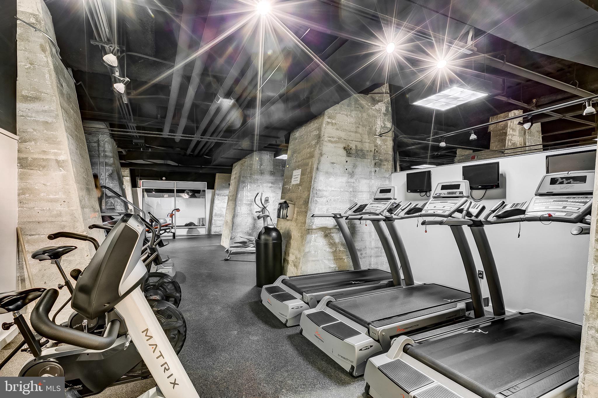 LOCUST POINT - Residential Lease