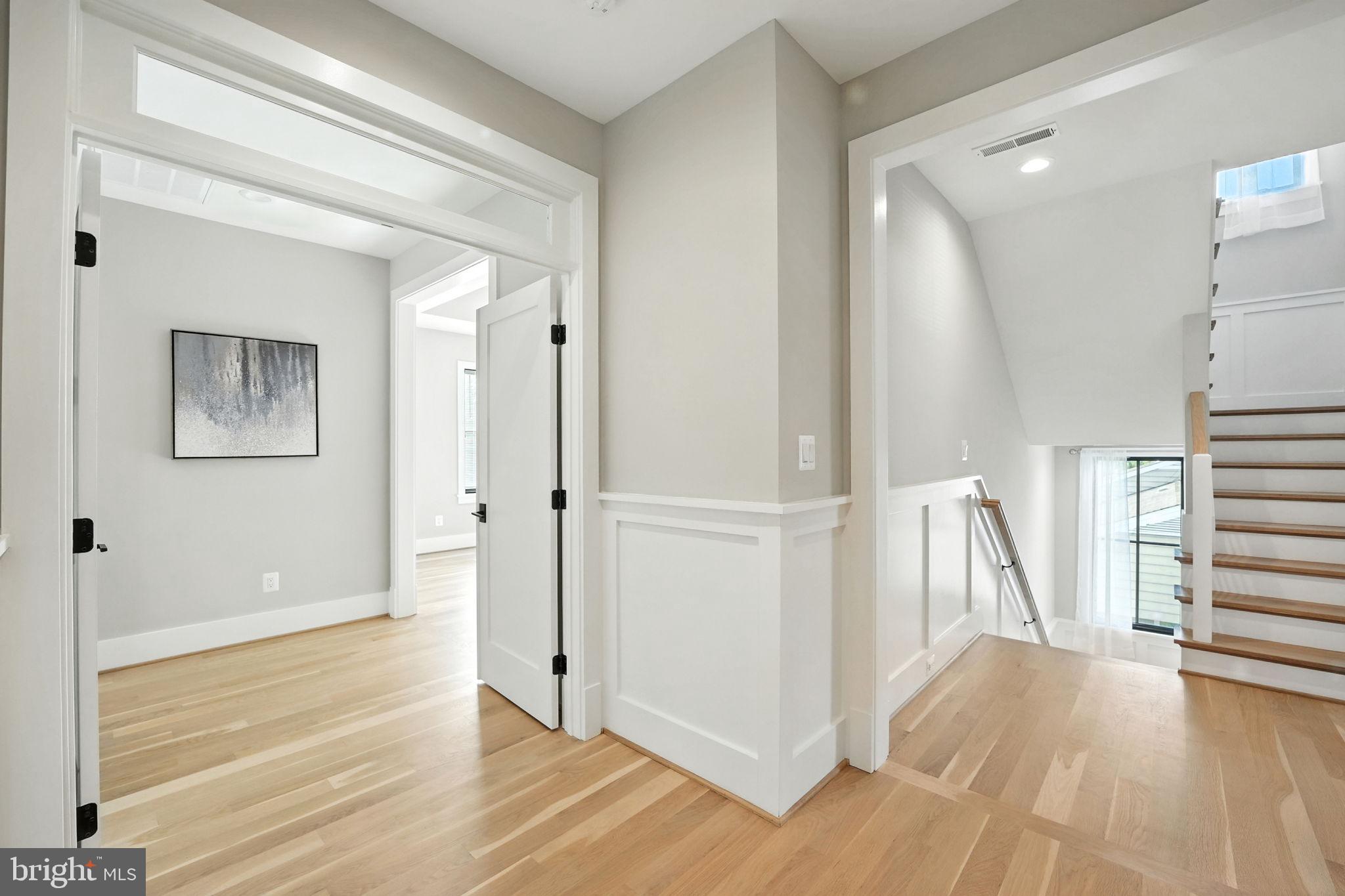 BROYHILL GLEN GARY PARK - Residential