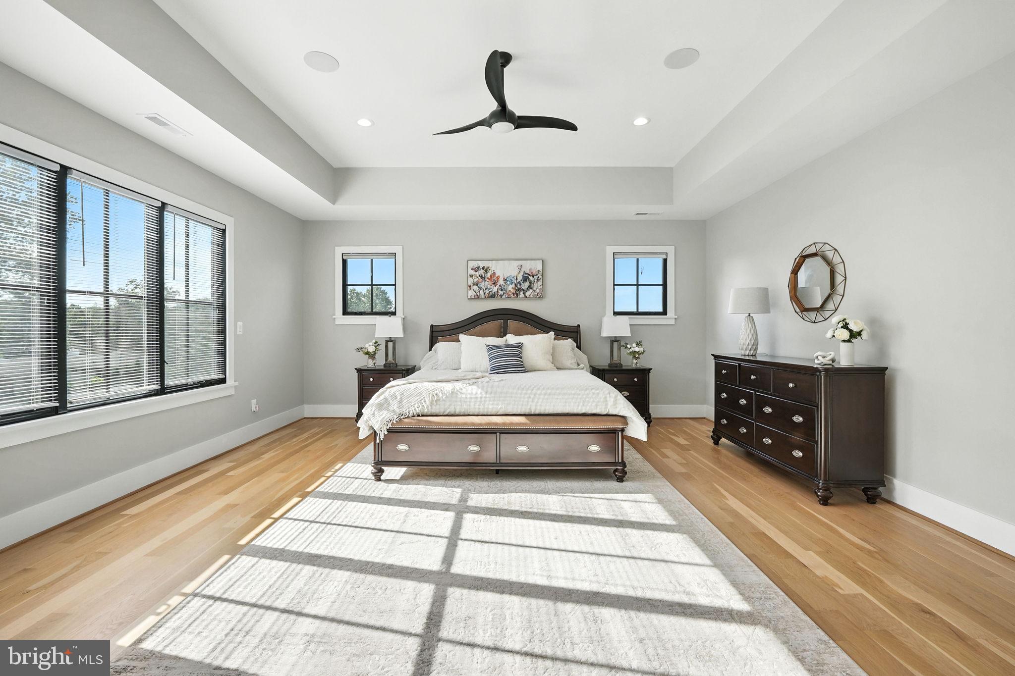 BROYHILL GLEN GARY PARK - Residential