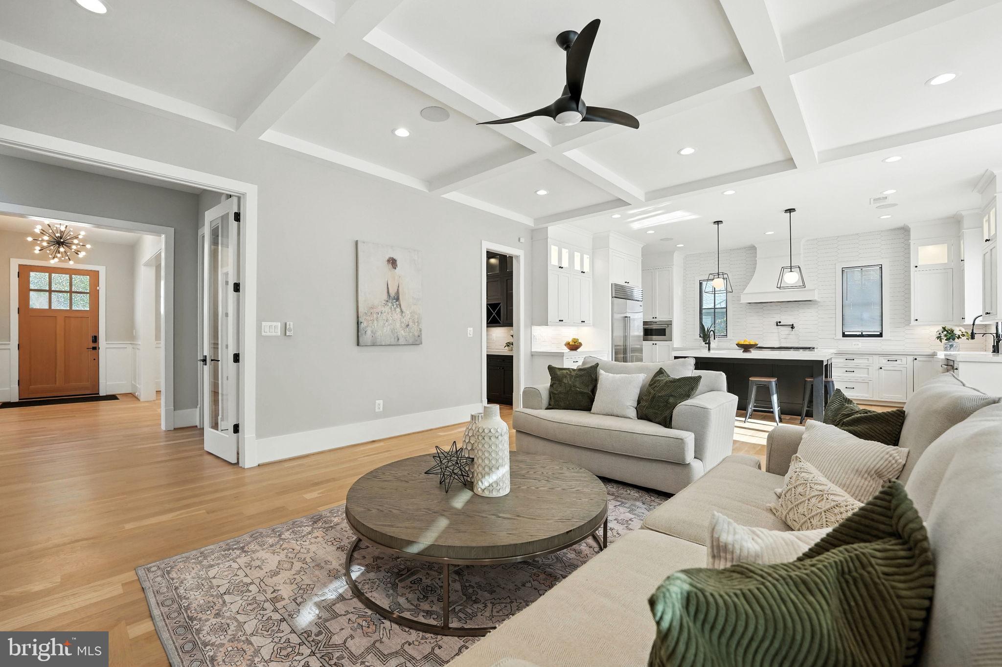 BROYHILL GLEN GARY PARK - Residential