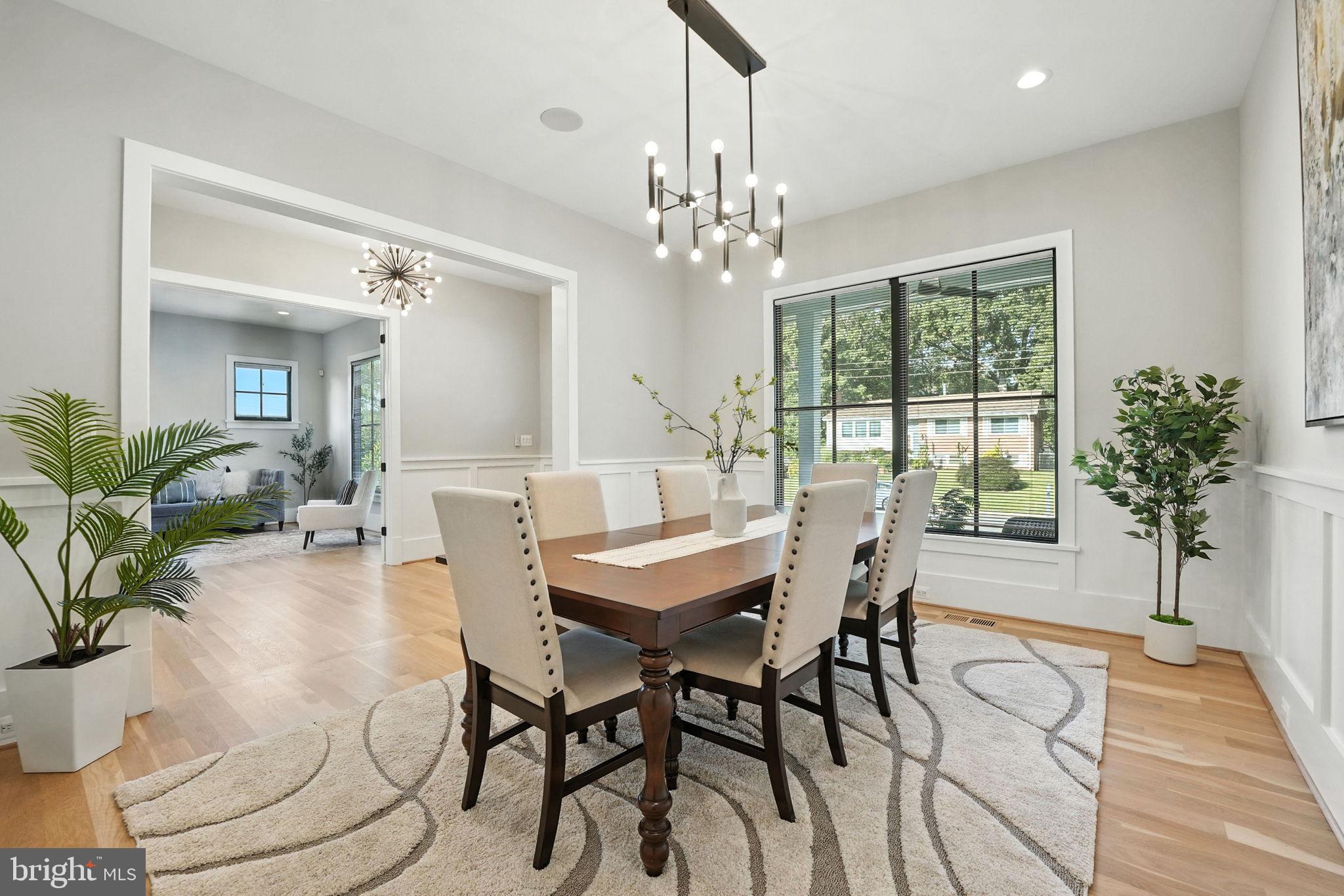 BROYHILL GLEN GARY PARK - Residential