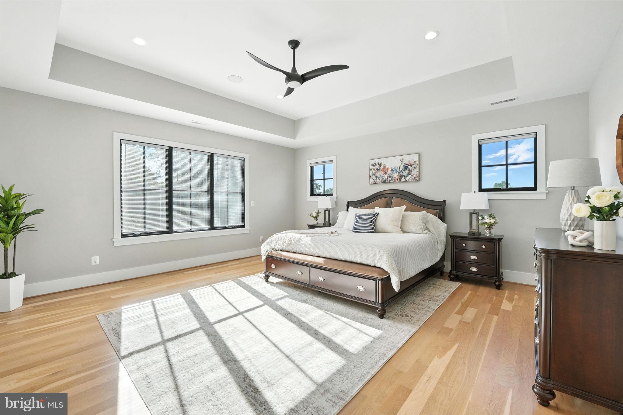 BROYHILL GLEN GARY PARK - Residential