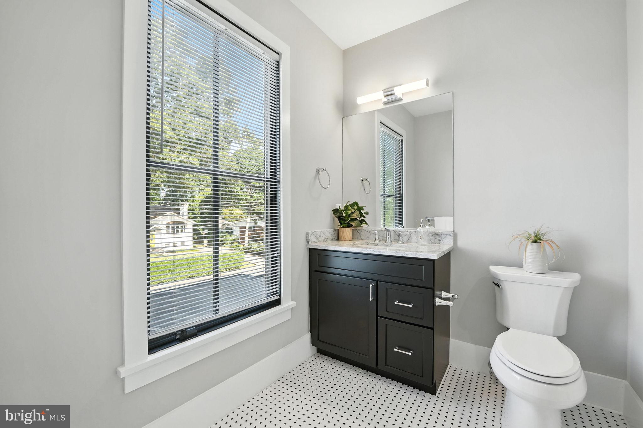 BROYHILL GLEN GARY PARK - Residential