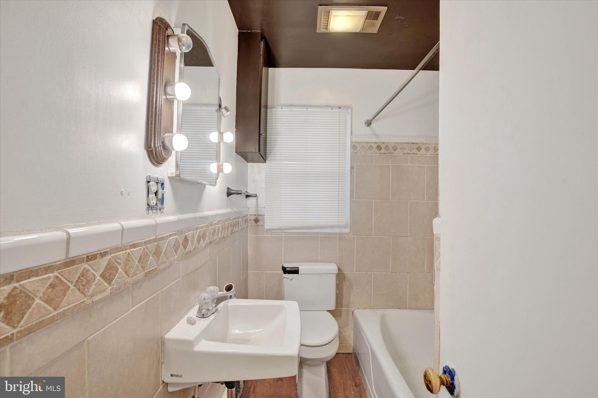 STONELEIGH - Residential