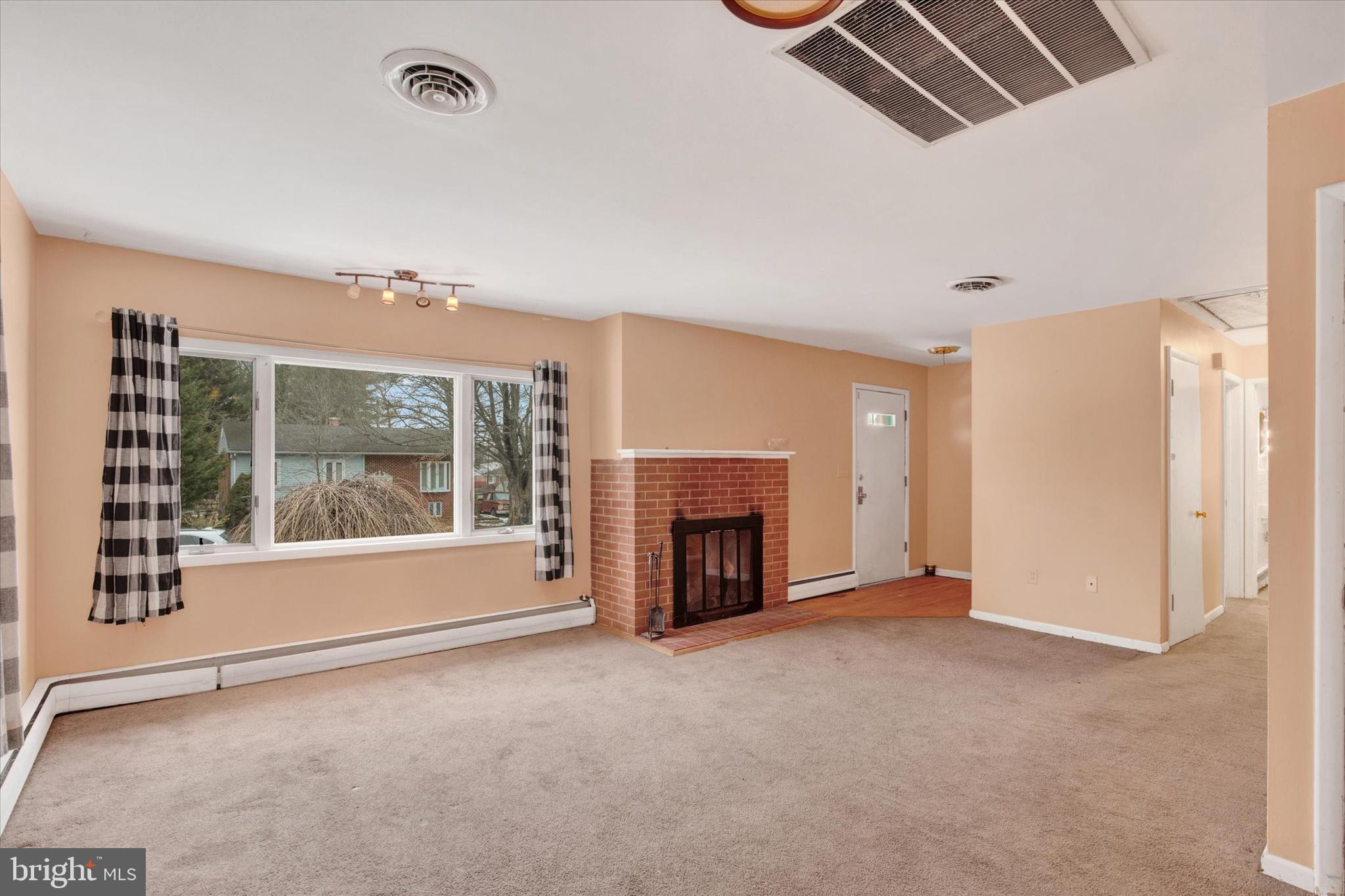 STONELEIGH - Residential