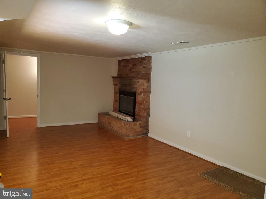 ALEXANDRIA - Residential Lease