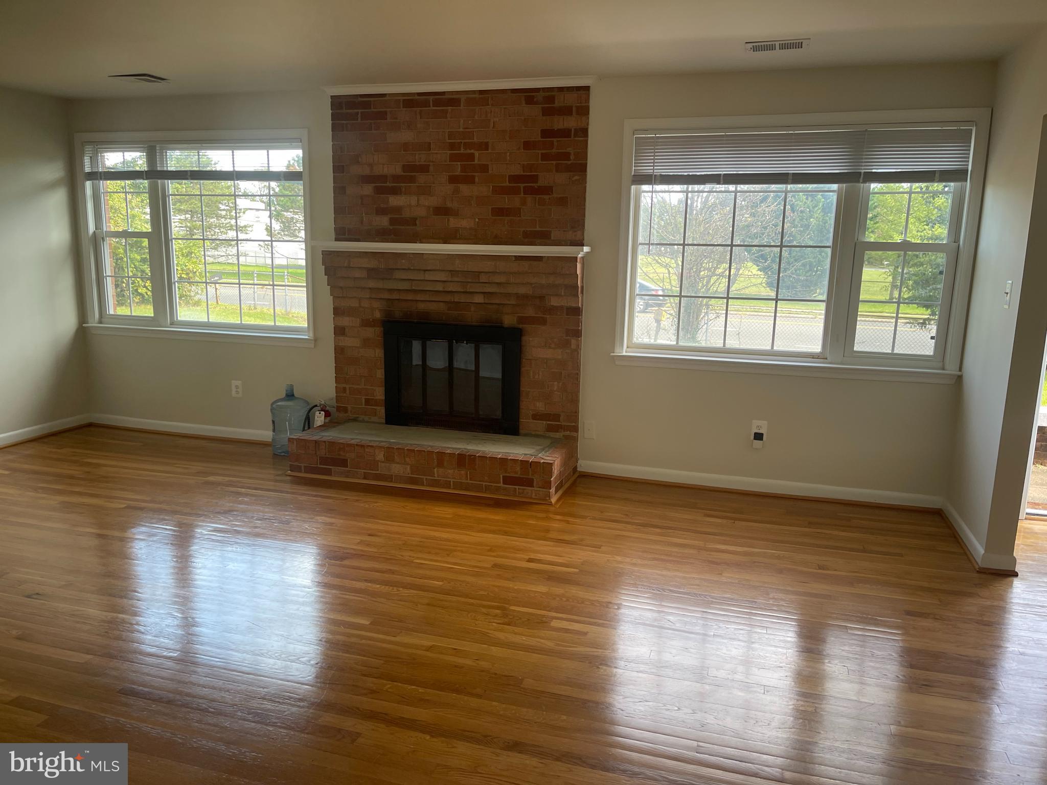 ALEXANDRIA - Residential Lease