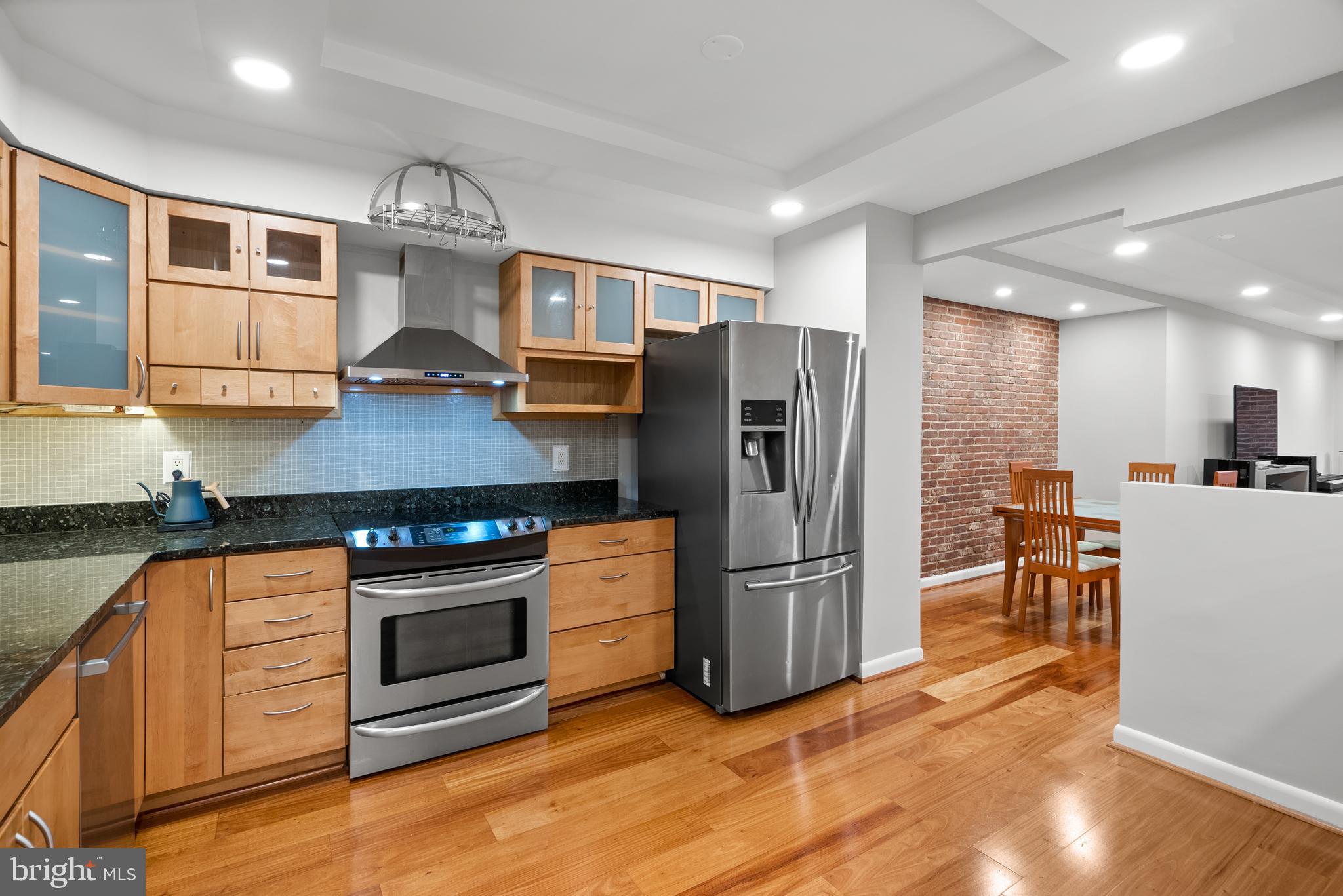 1045 31ST STREET NW 302