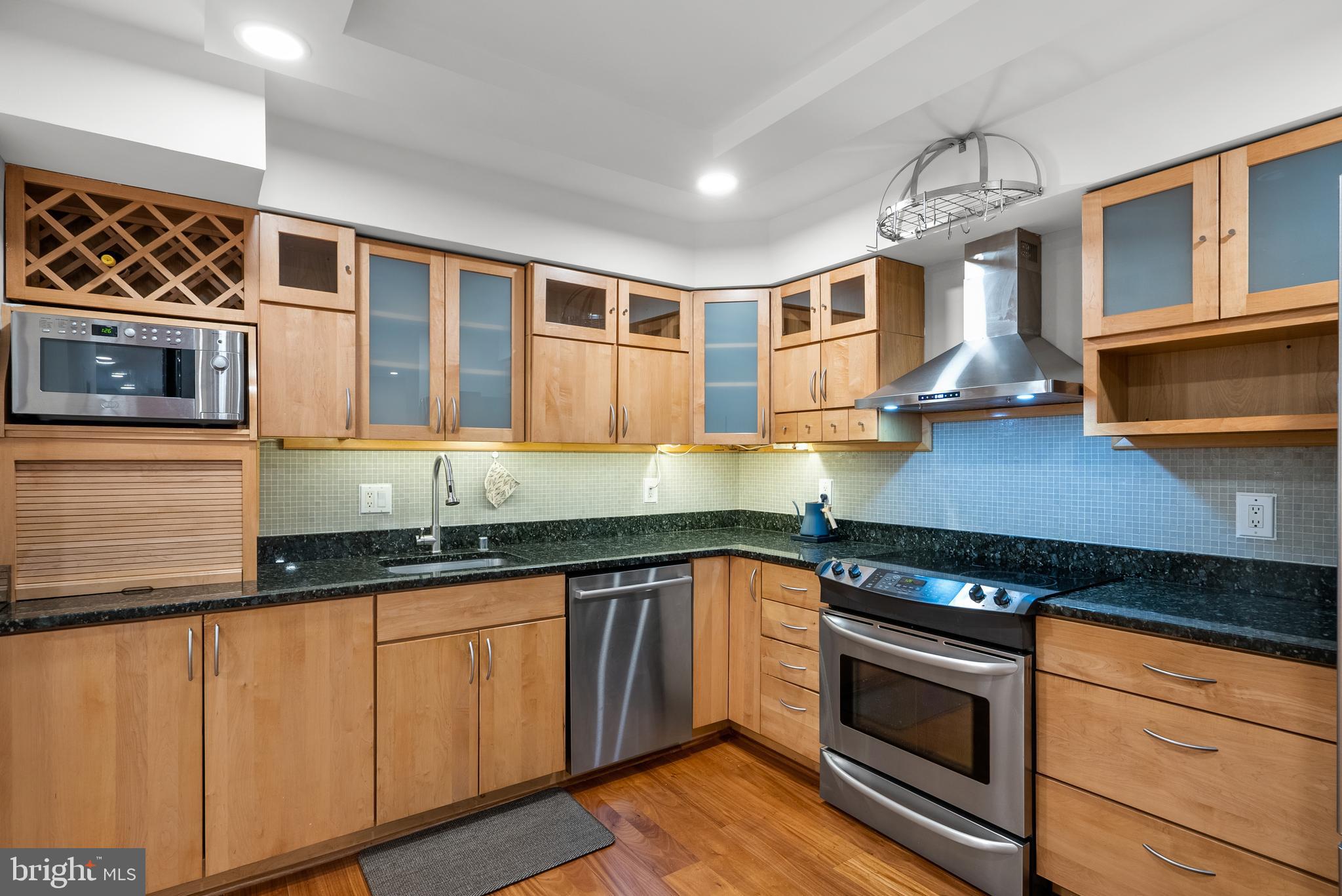 1045 31ST STREET NW 302