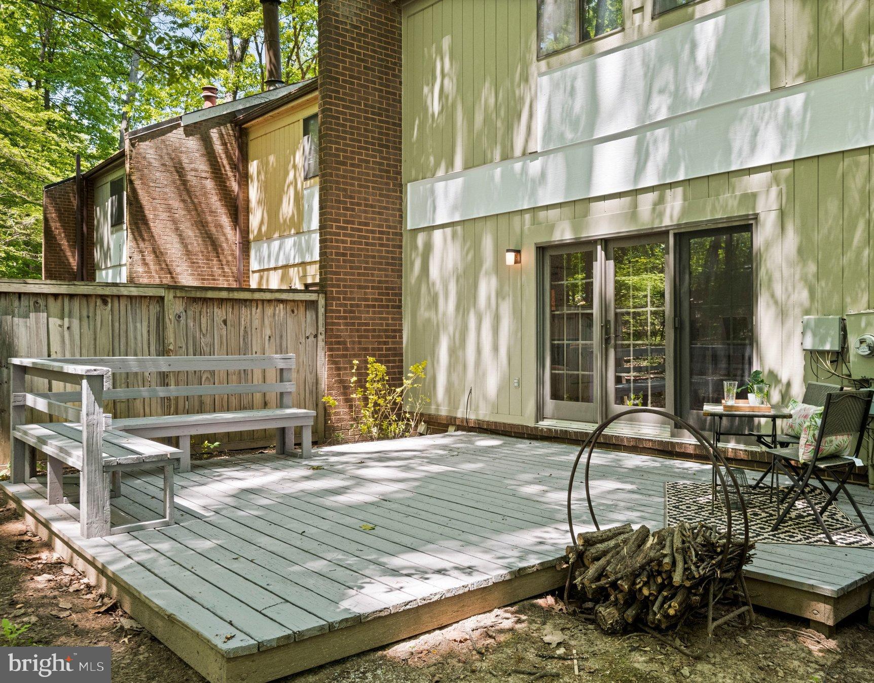 RESTON - Residential