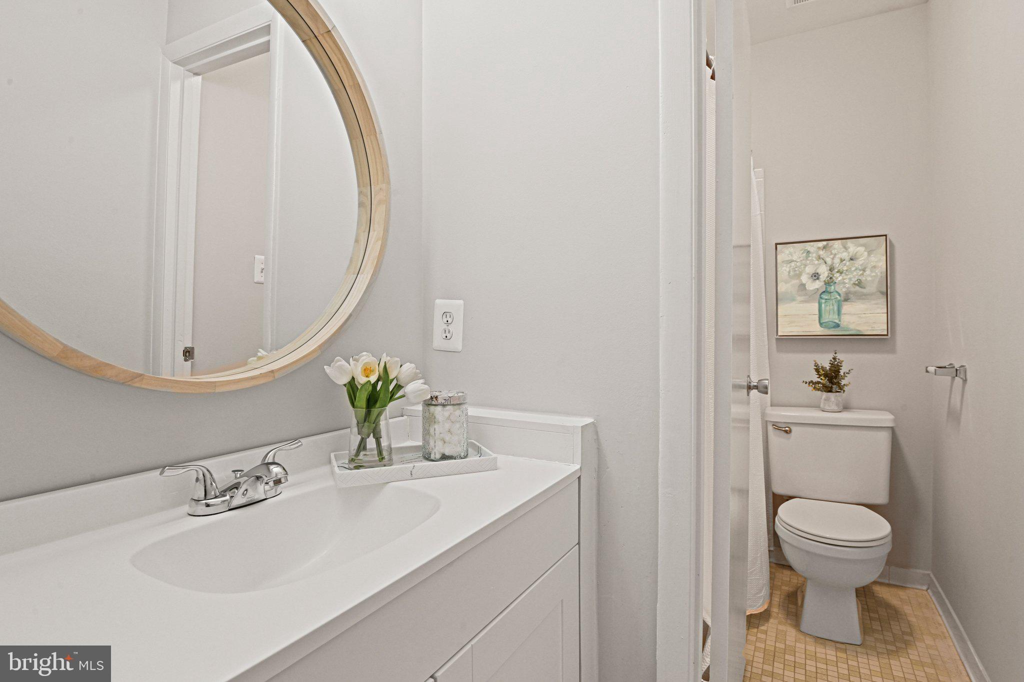 RESTON - Residential
