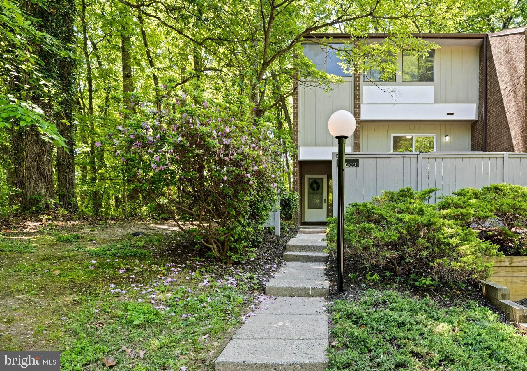 RESTON - Residential