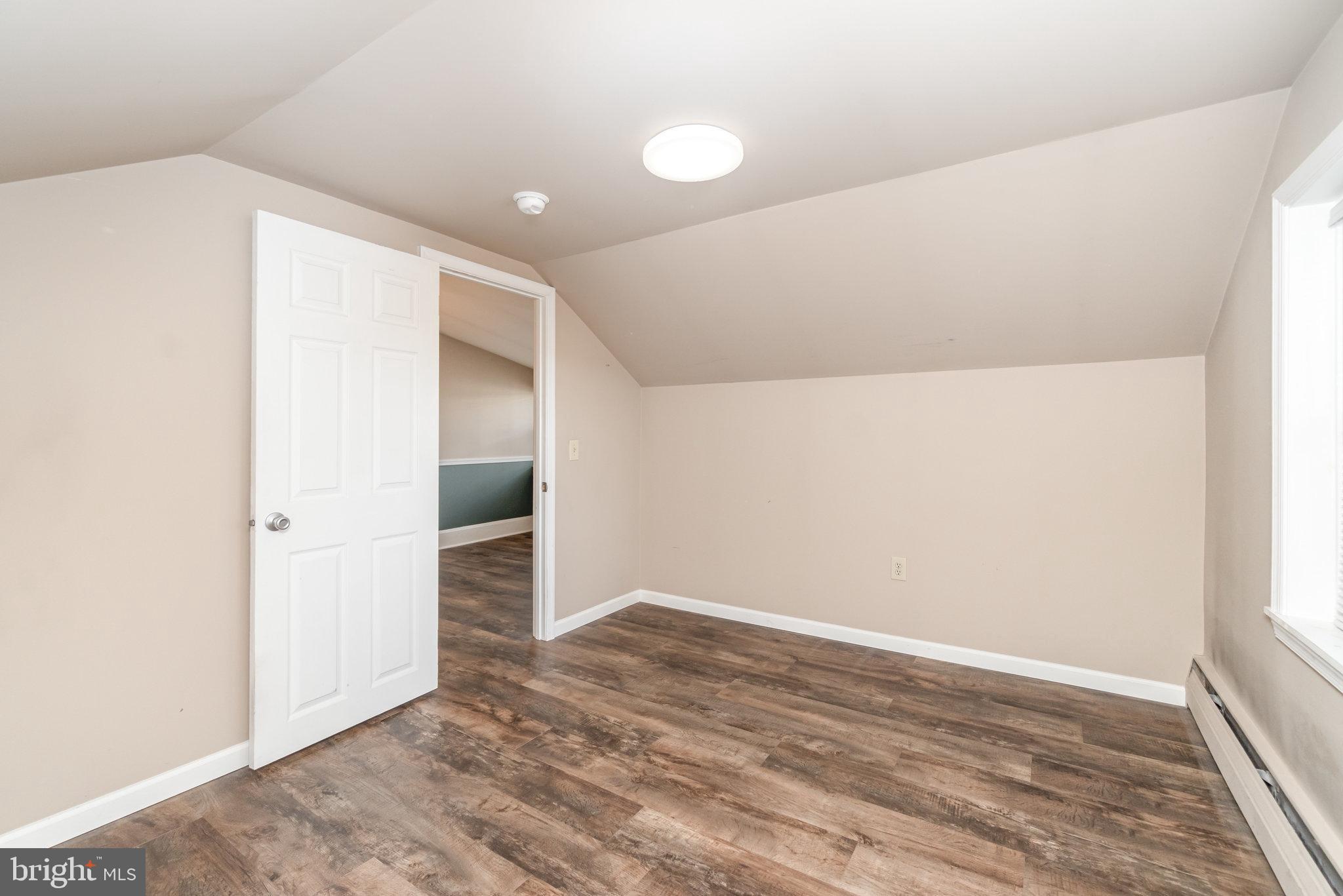 RIVERTON - Residential