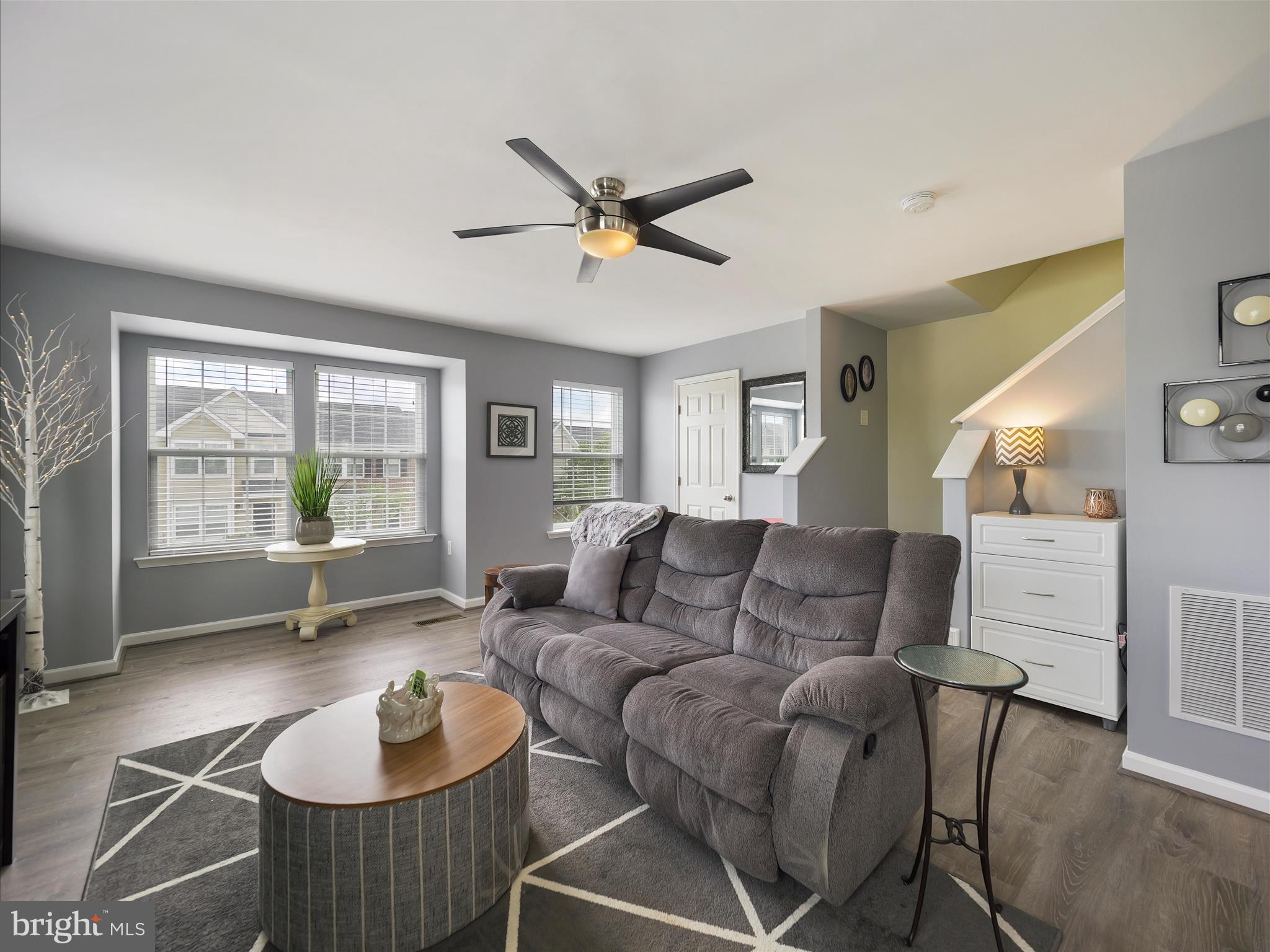 LAKELAND PLACE - Residential