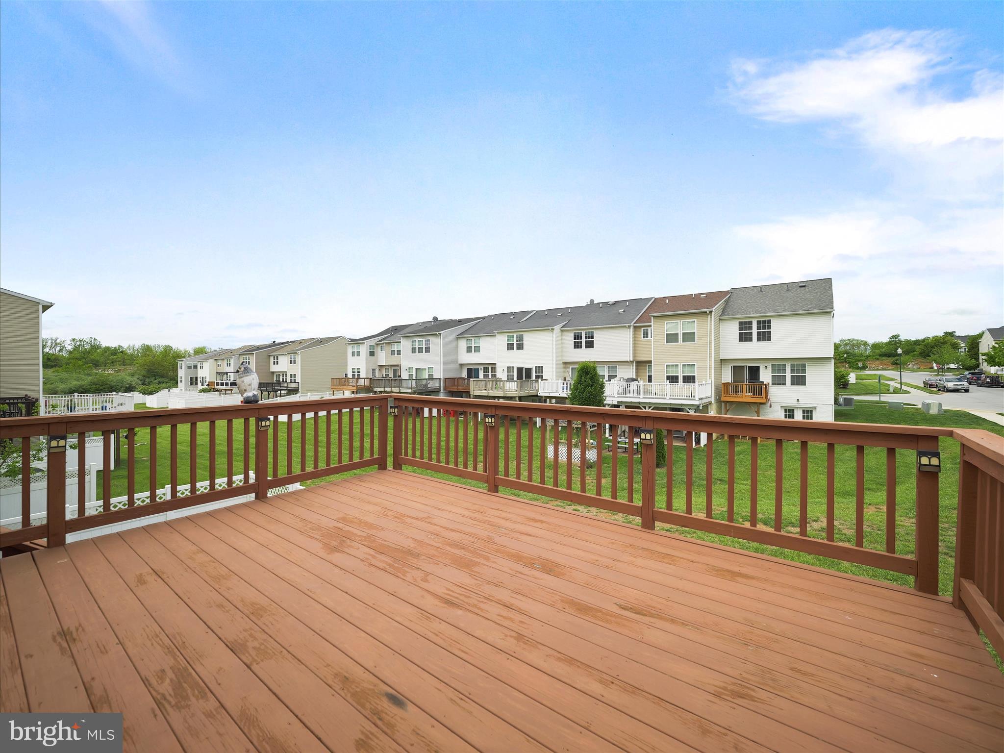 LAKELAND PLACE - Residential