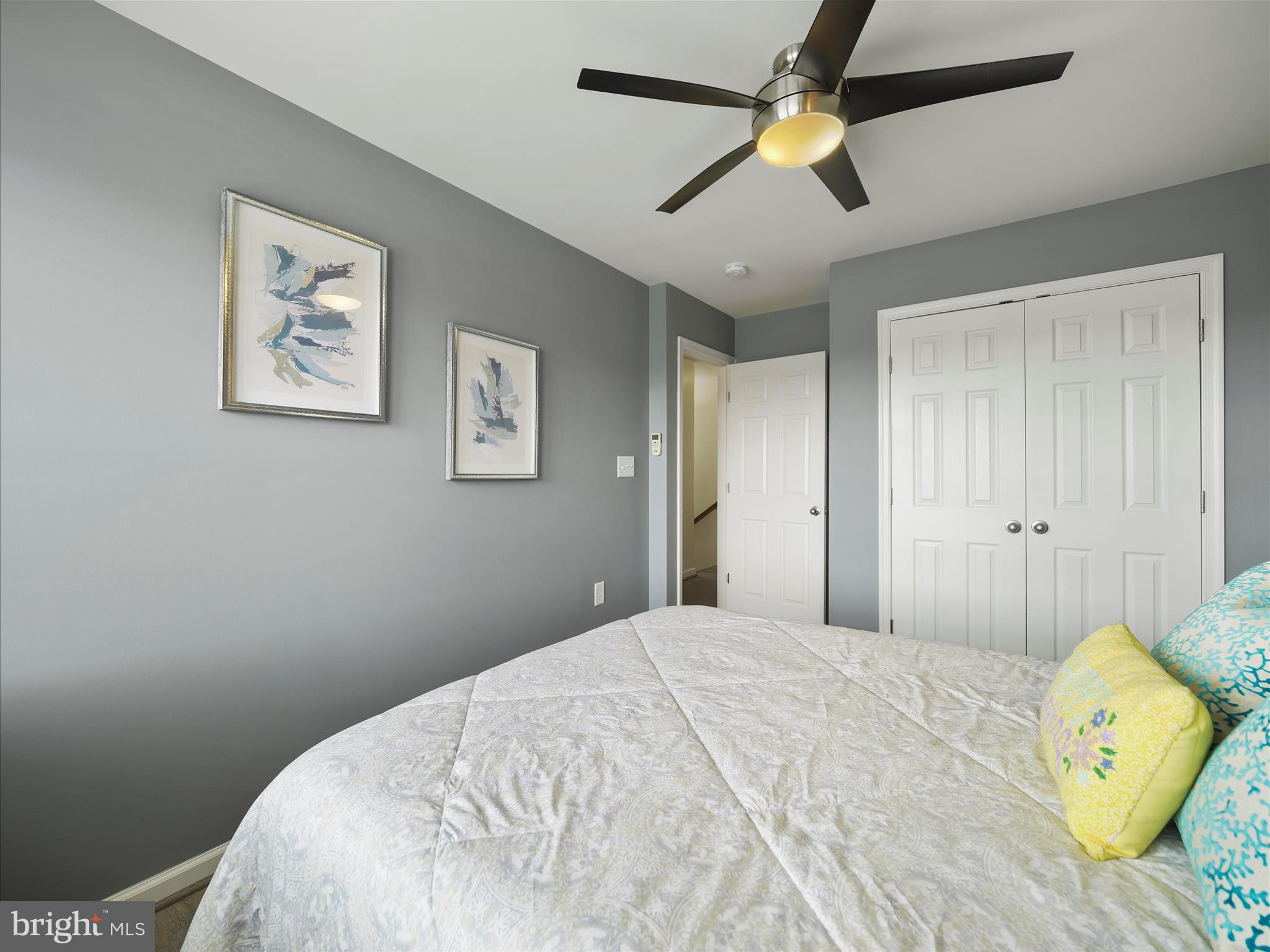 LAKELAND PLACE - Residential