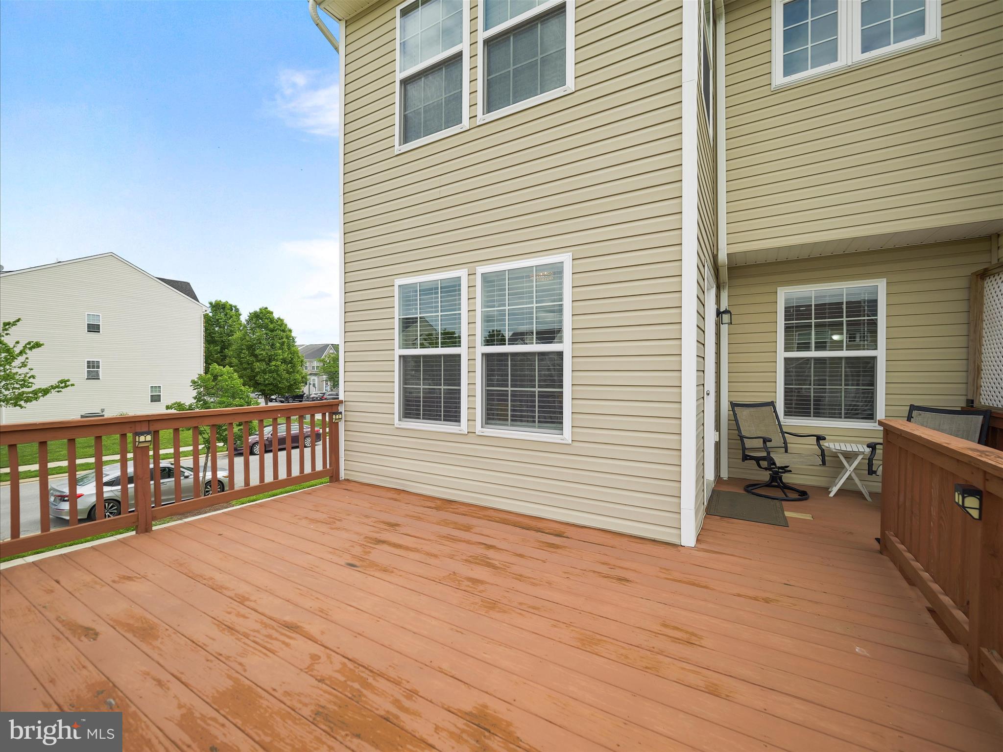 LAKELAND PLACE - Residential