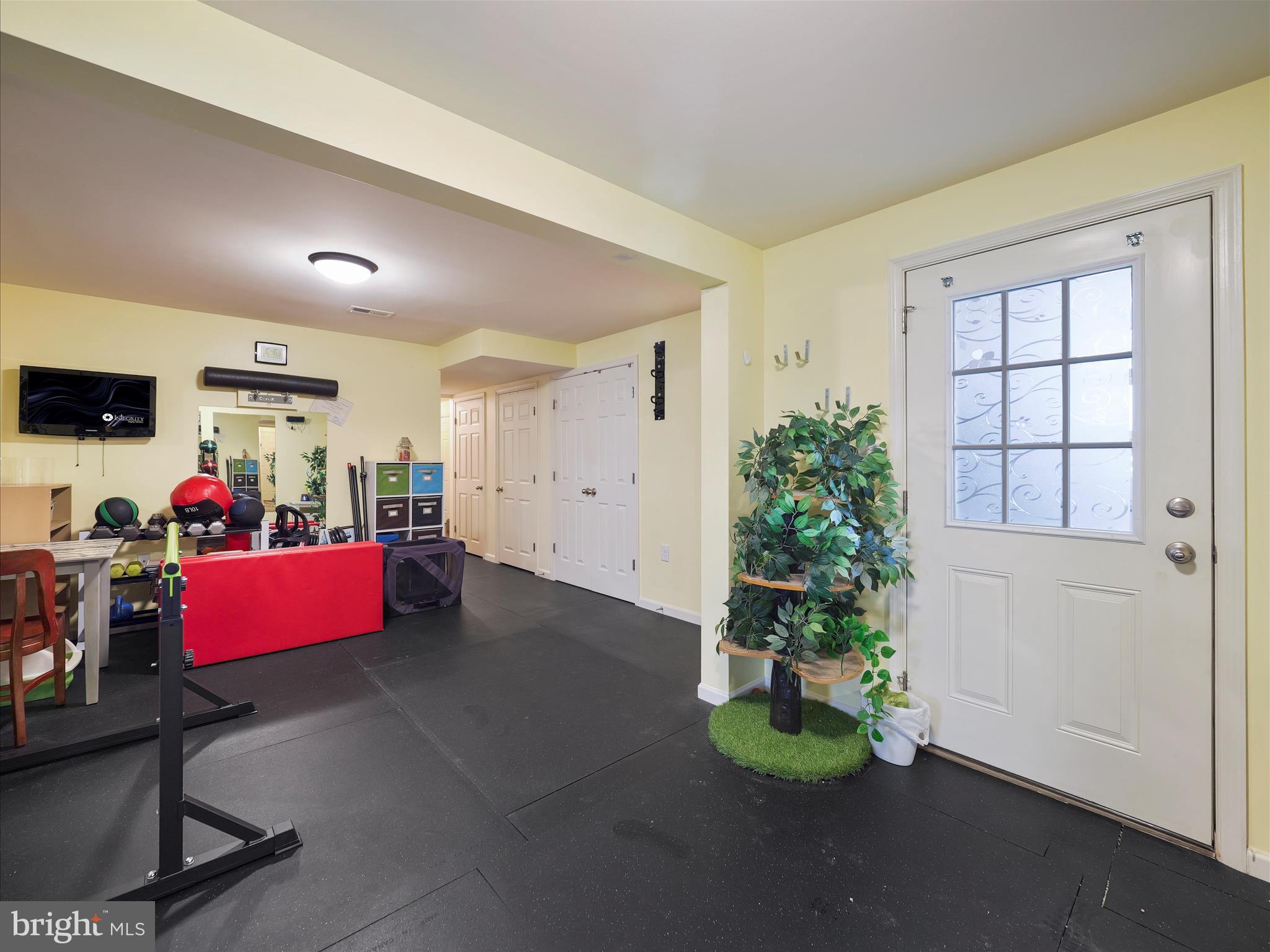 LAKELAND PLACE - Residential