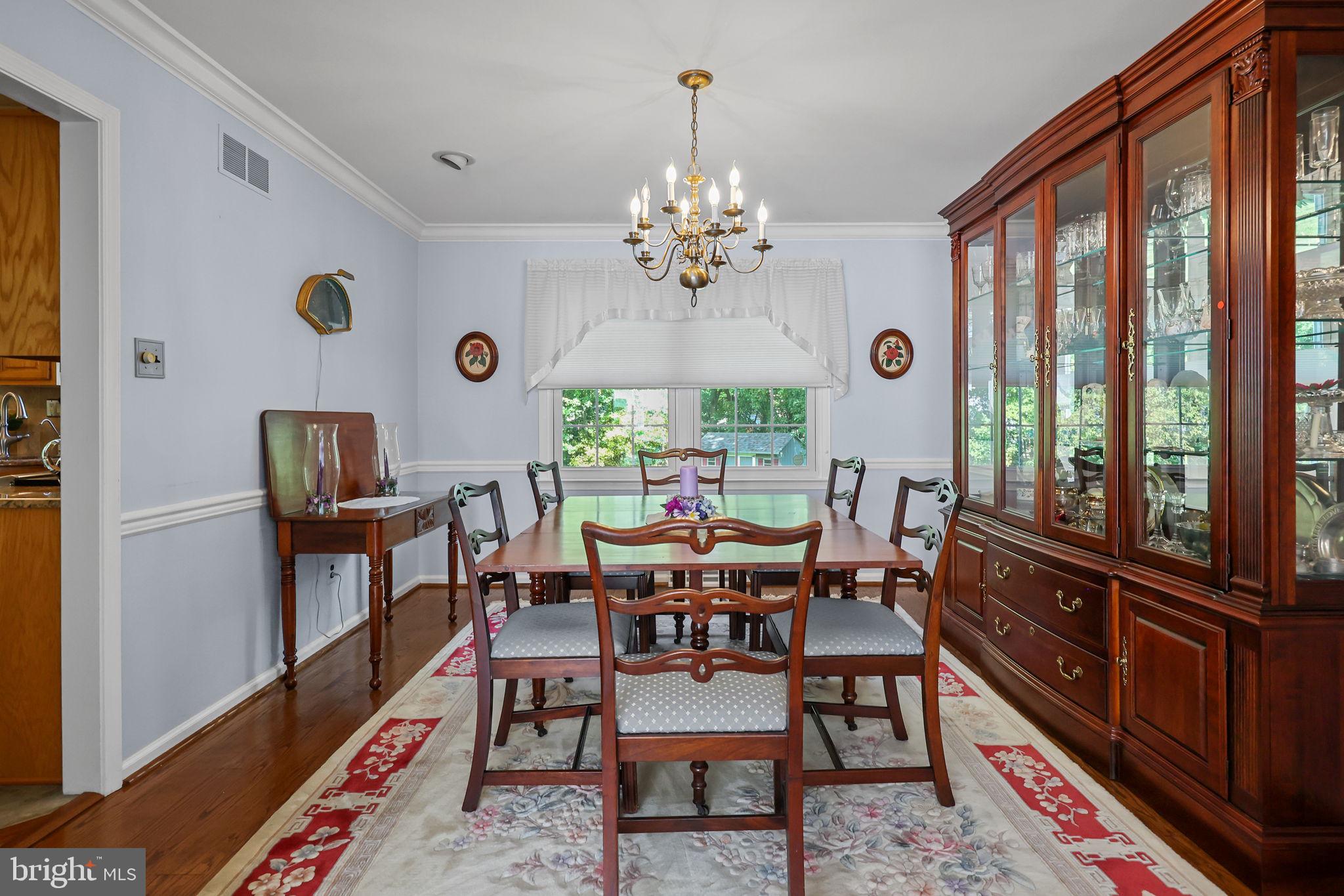 QUEENS GRANT - Residential