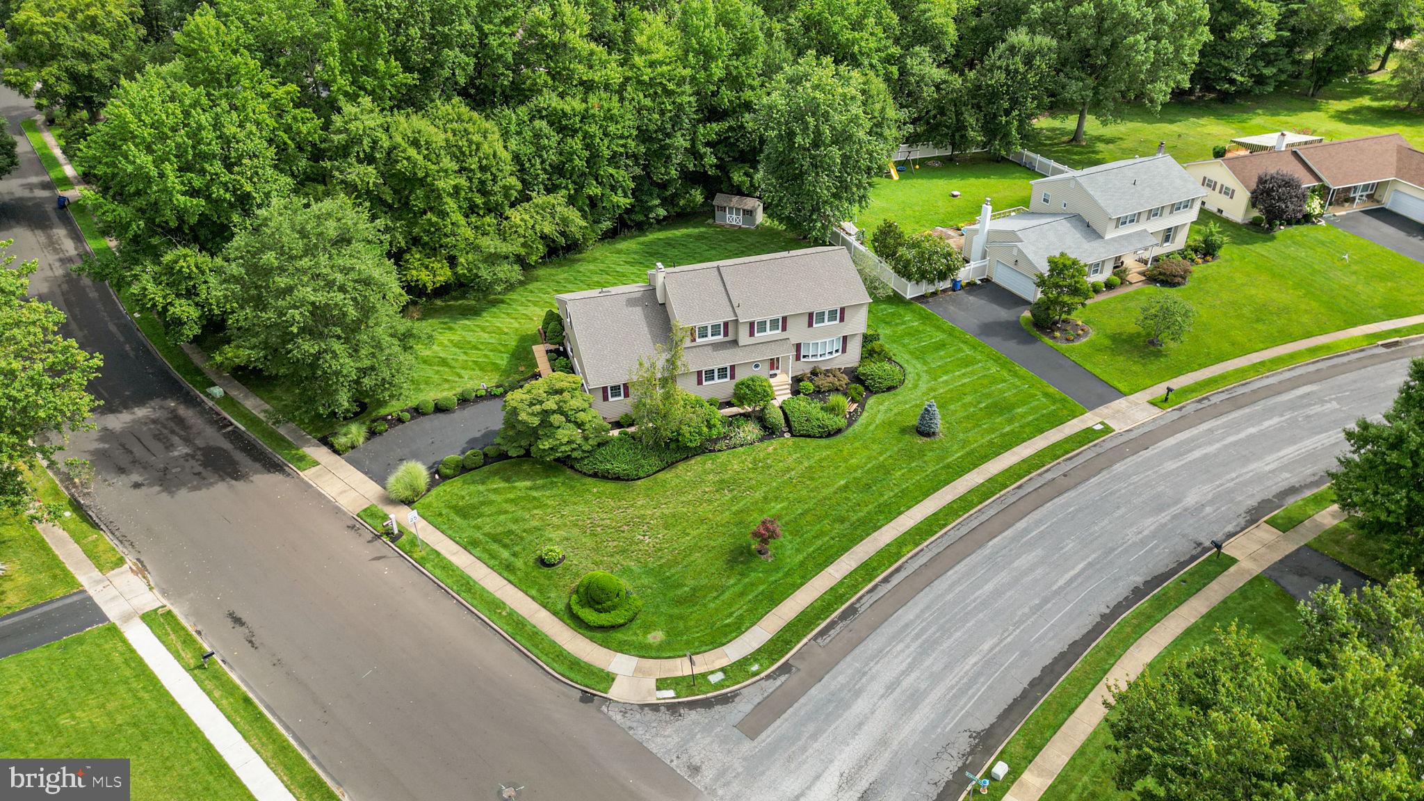 QUEENS GRANT - Residential