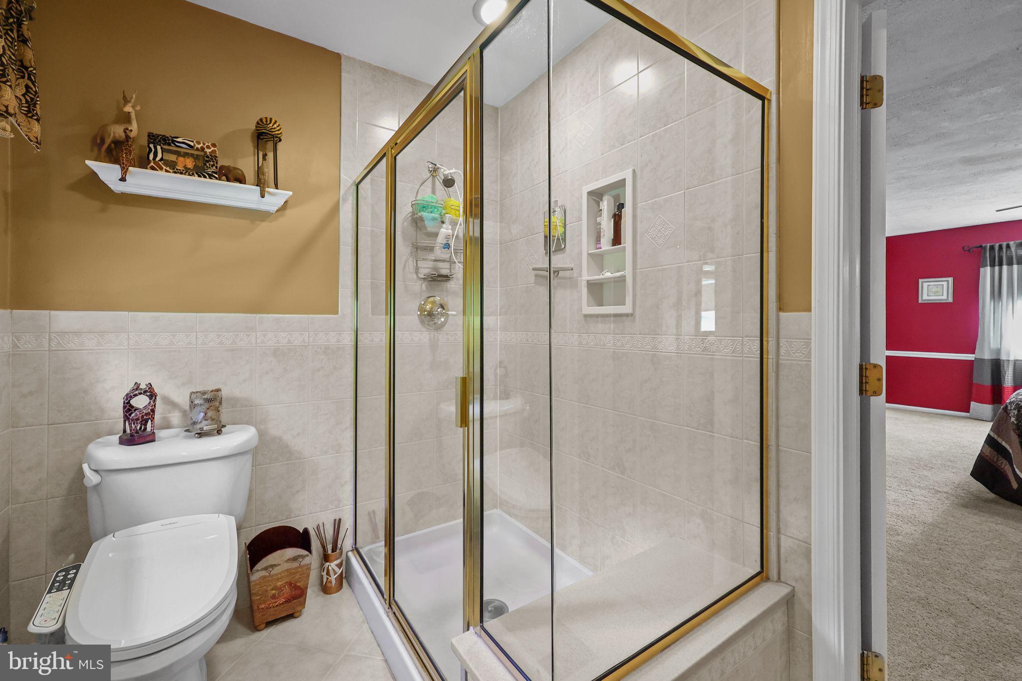 QUEENS GRANT - Residential