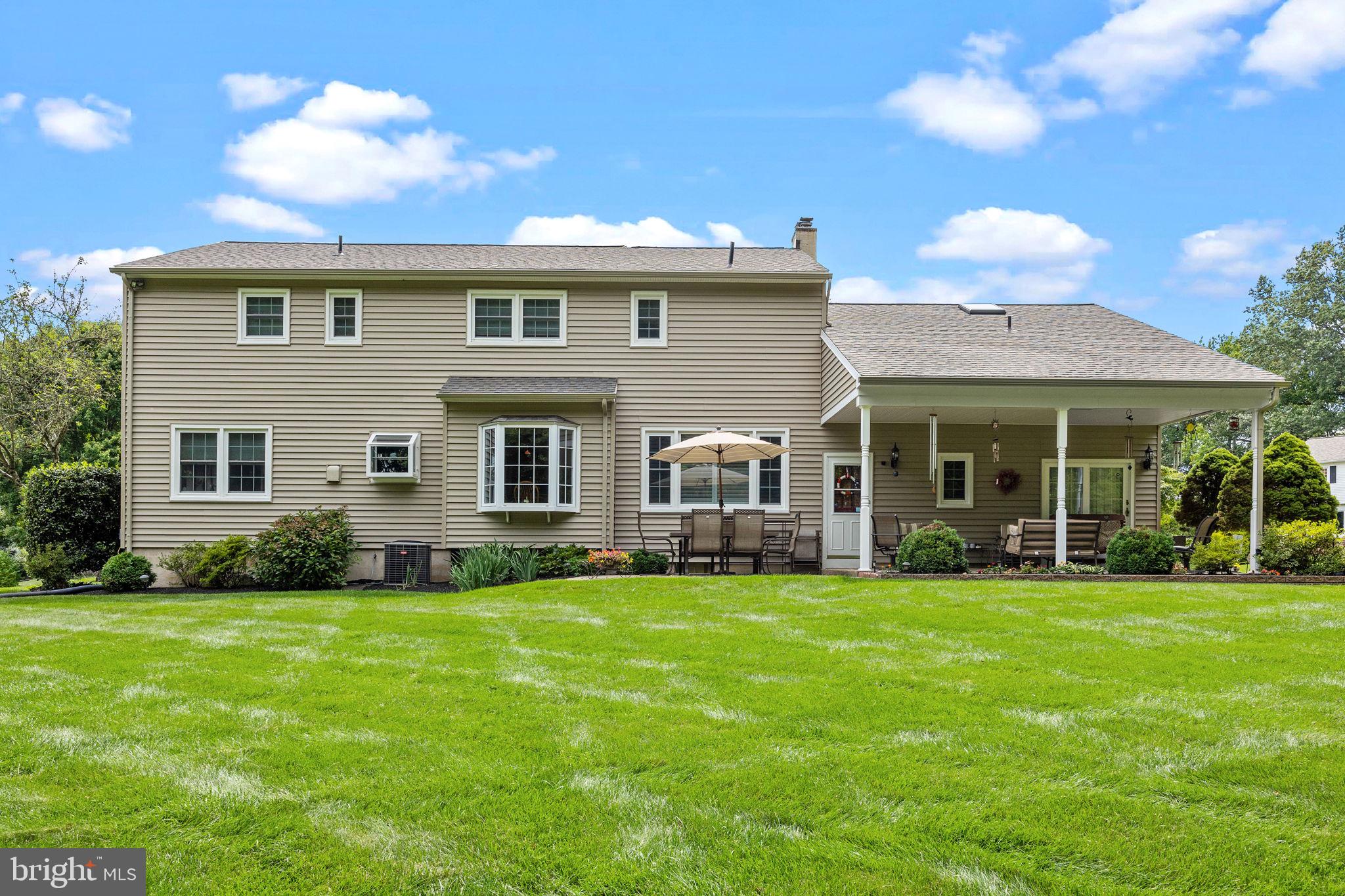 QUEENS GRANT - Residential