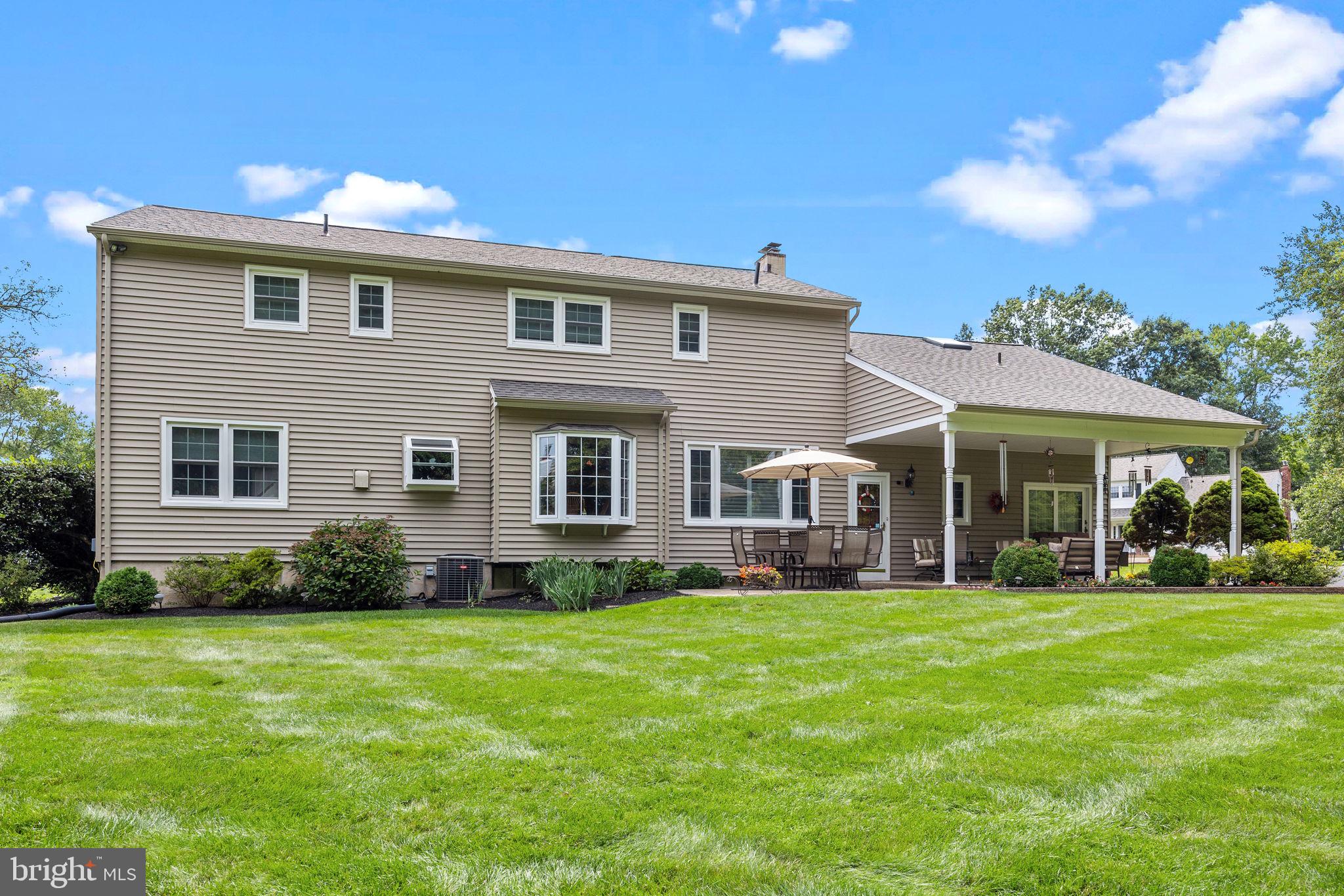 QUEENS GRANT - Residential