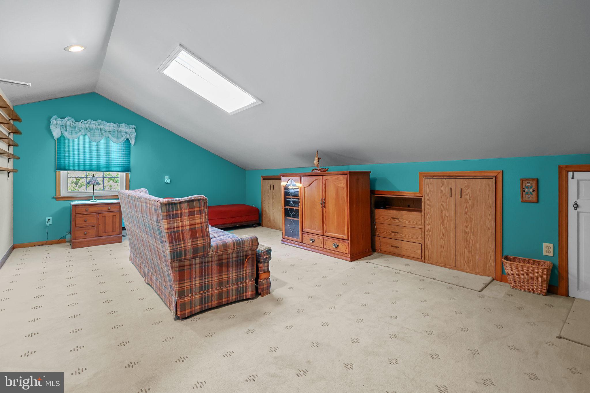 QUEENS GRANT - Residential