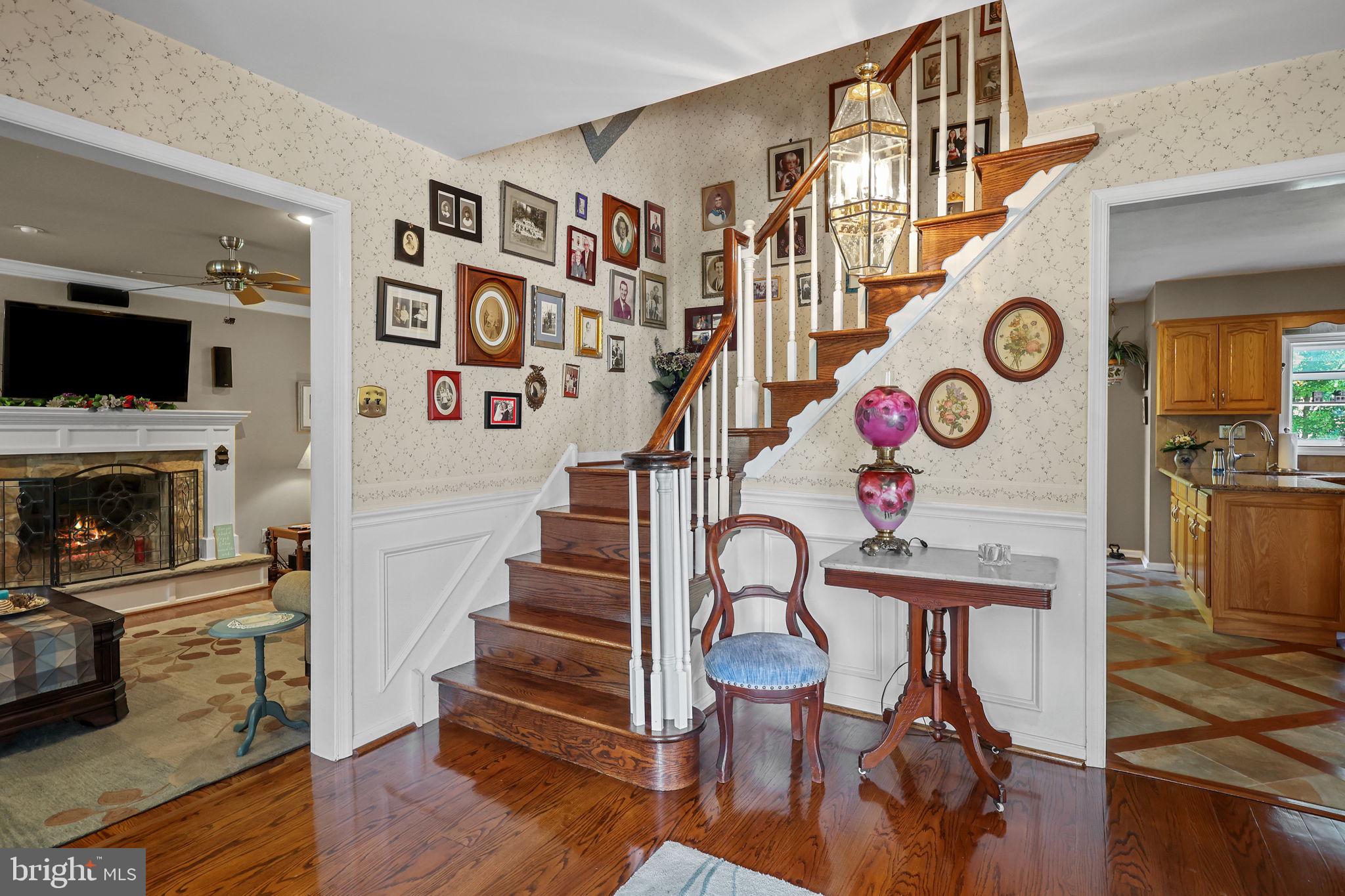 QUEENS GRANT - Residential