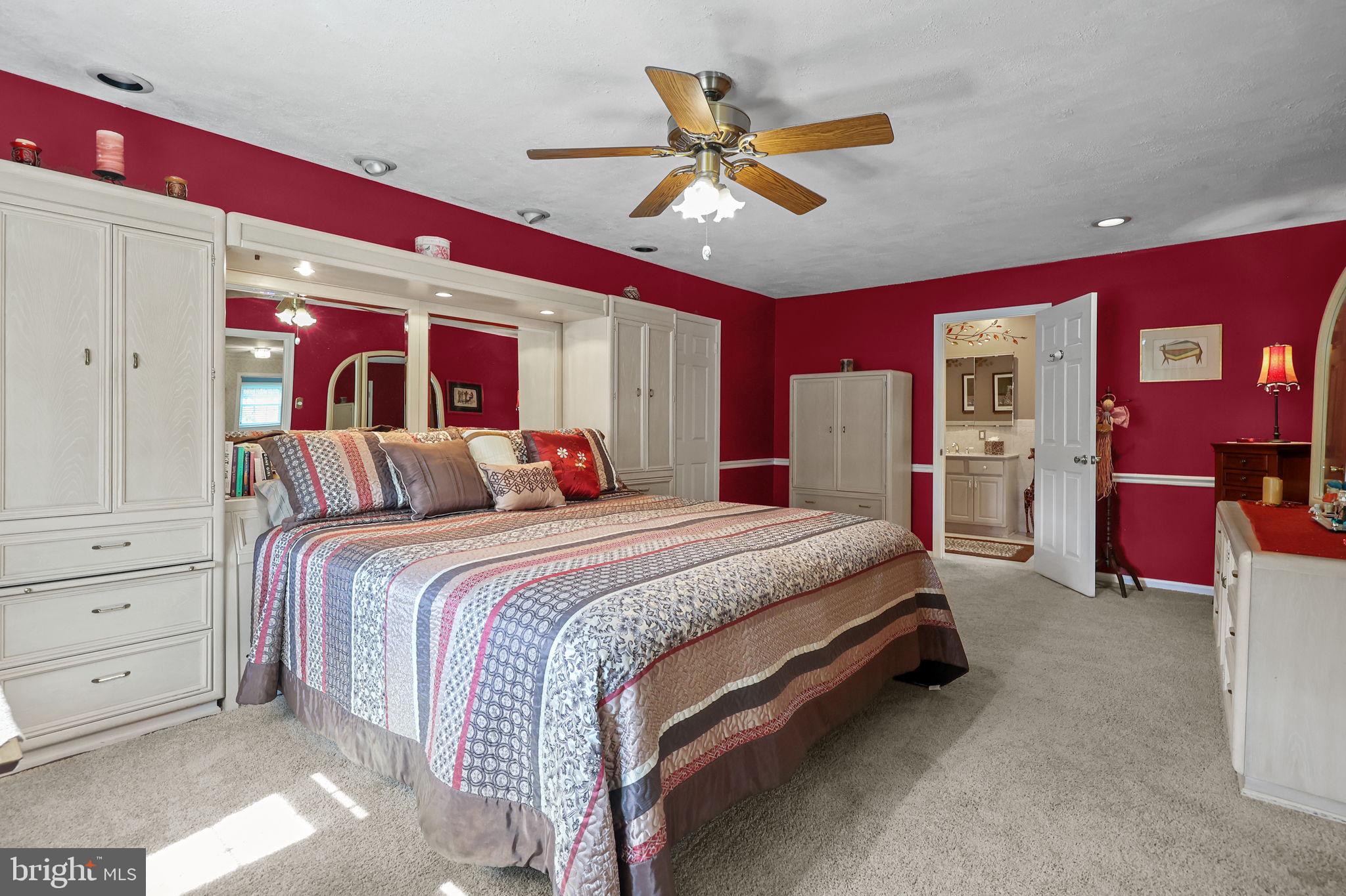 QUEENS GRANT - Residential