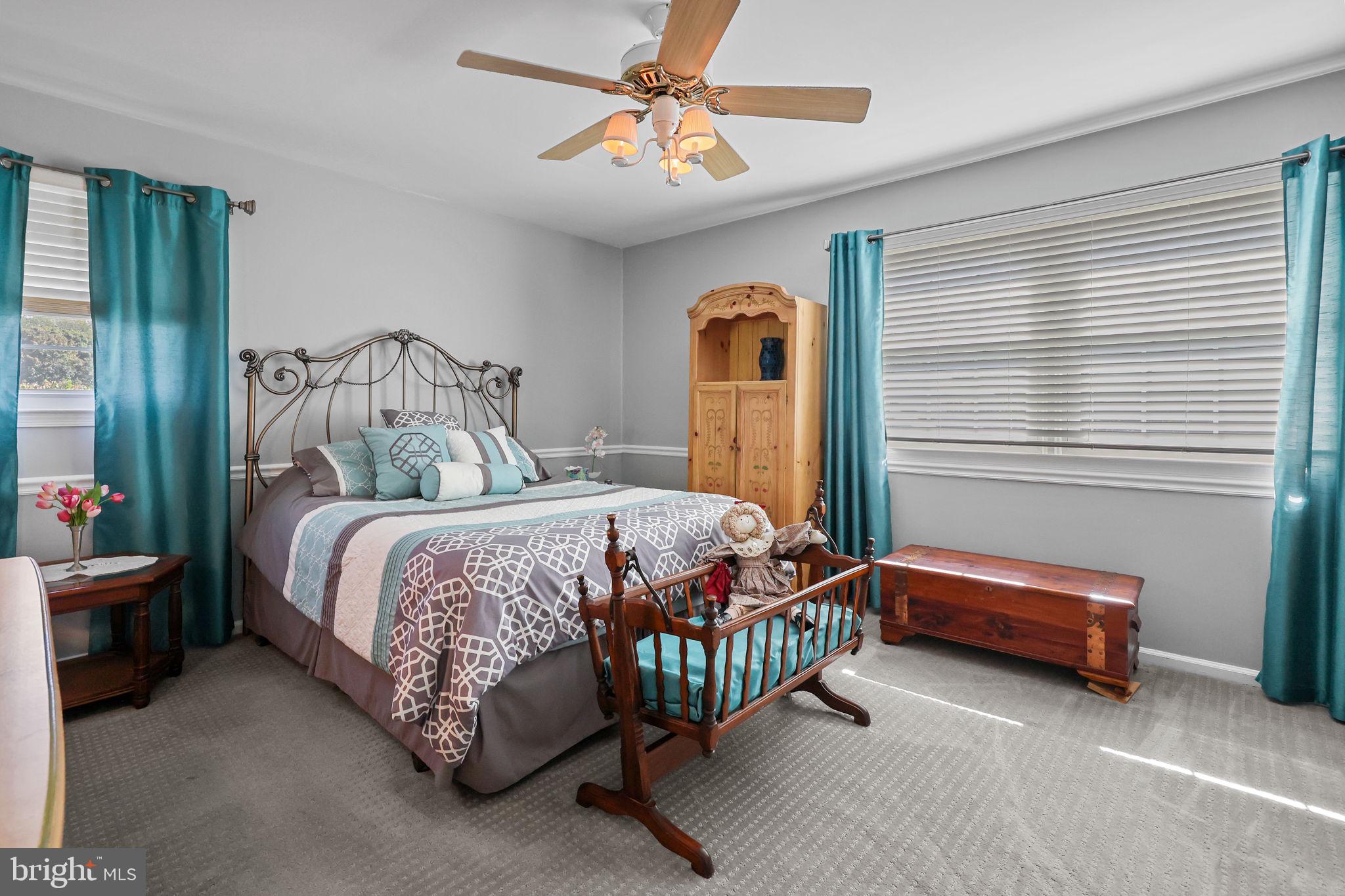 QUEENS GRANT - Residential