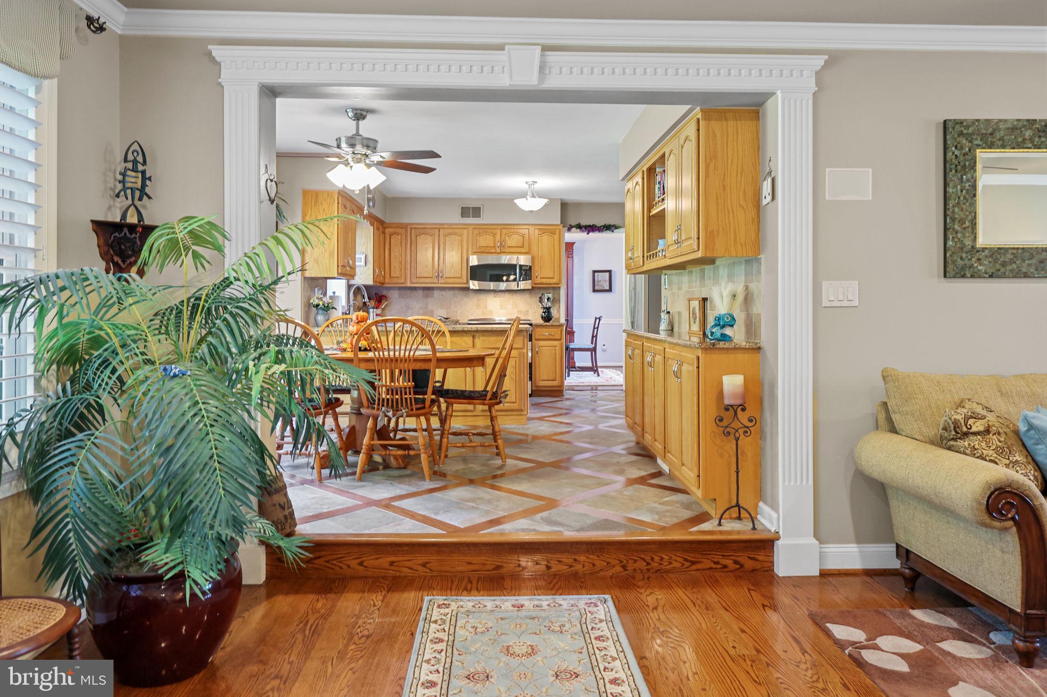 QUEENS GRANT - Residential