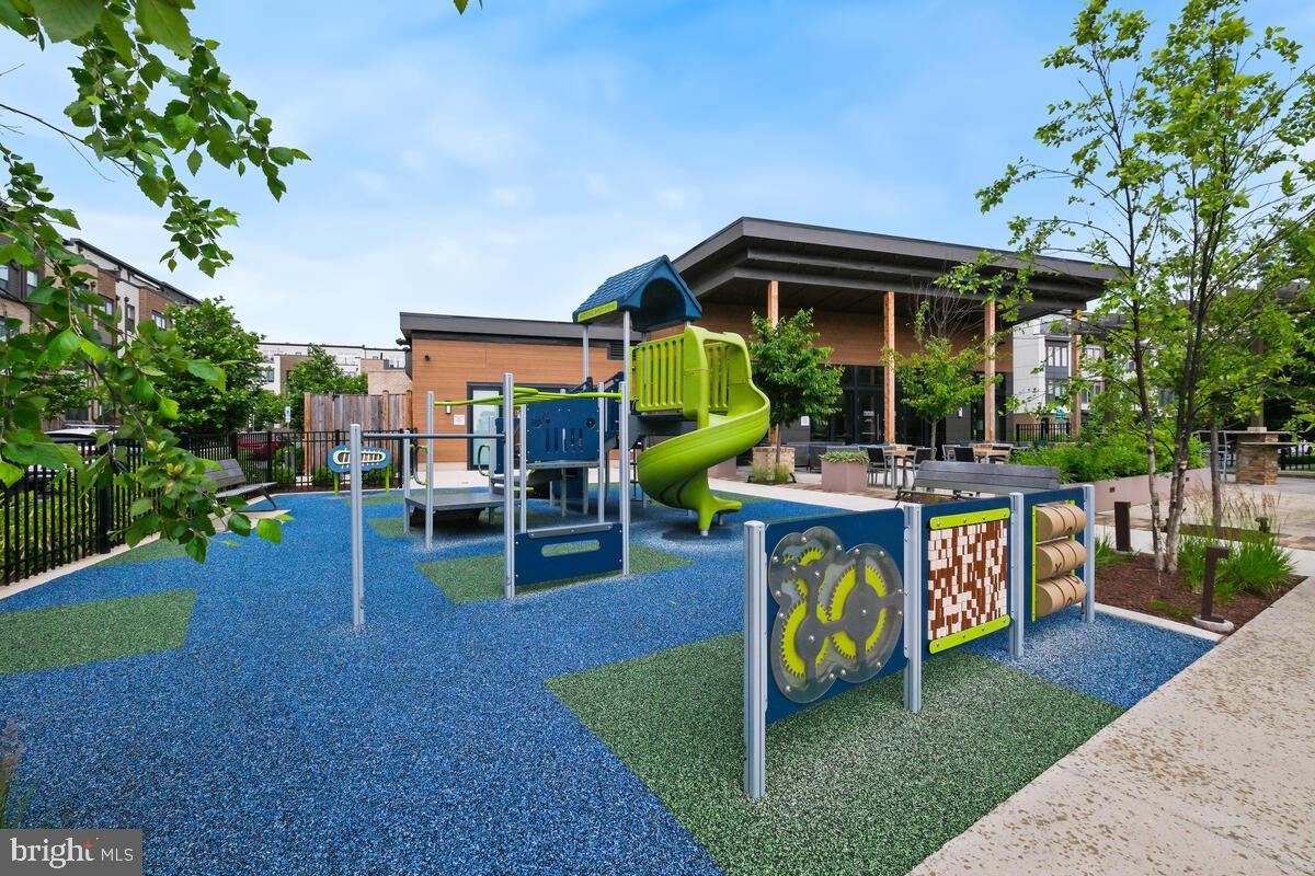 WESTSIDE AT SHADY GROVE - Residential