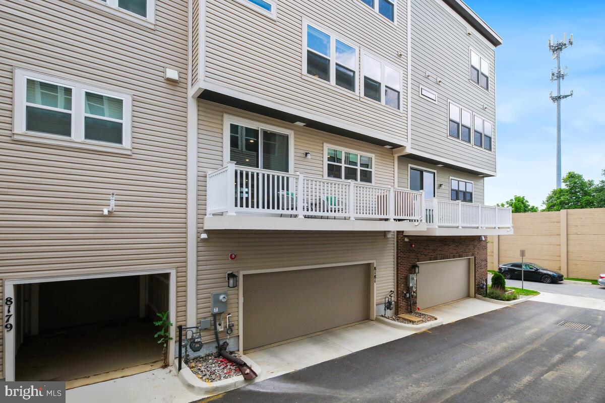 WESTSIDE AT SHADY GROVE - Residential