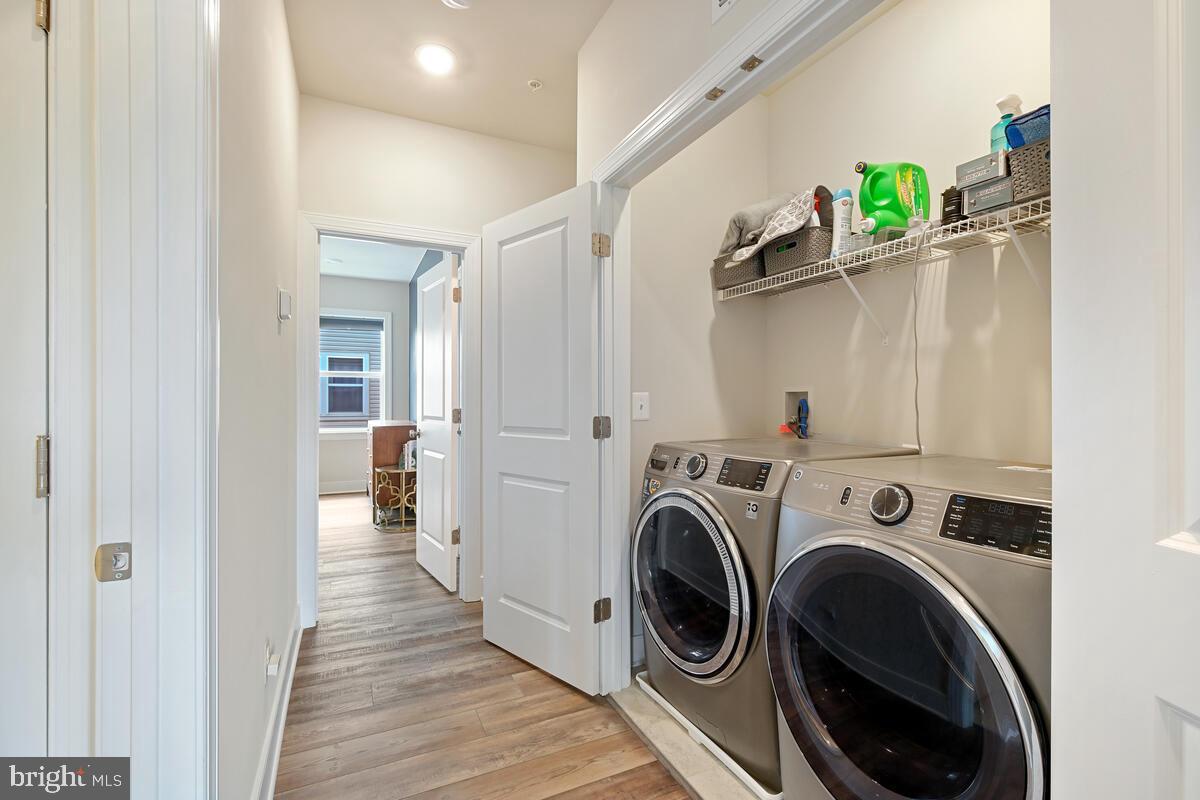 WESTSIDE AT SHADY GROVE - Residential