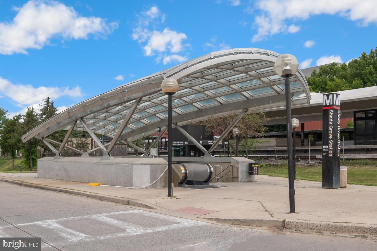 WESTSIDE AT SHADY GROVE - Residential