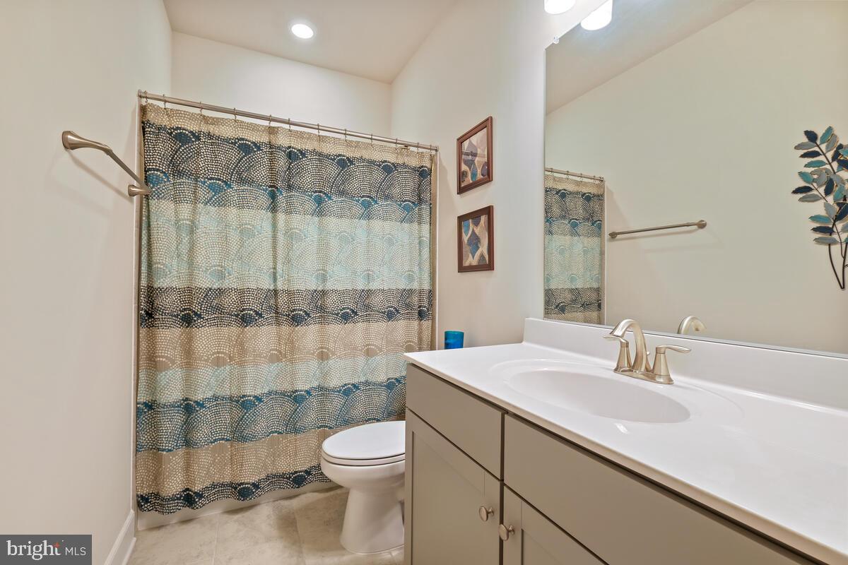 WESTSIDE AT SHADY GROVE - Residential