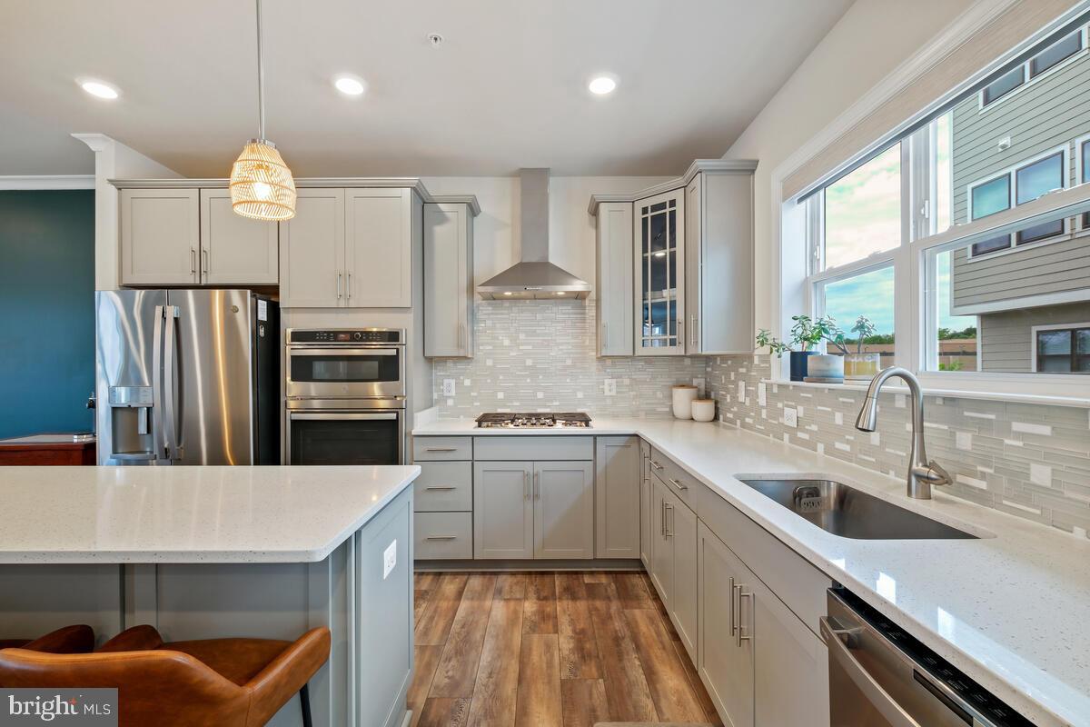 WESTSIDE AT SHADY GROVE - Residential