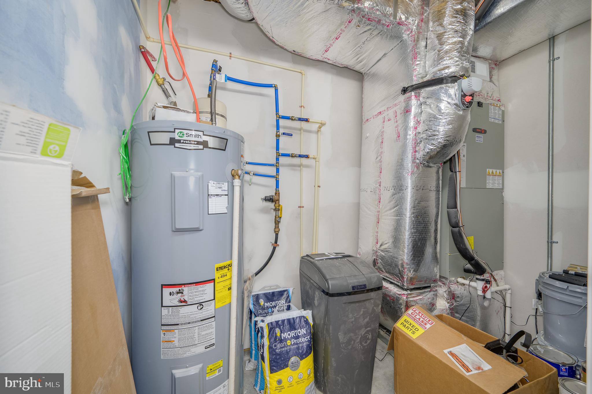 SPRING HILL - Residential