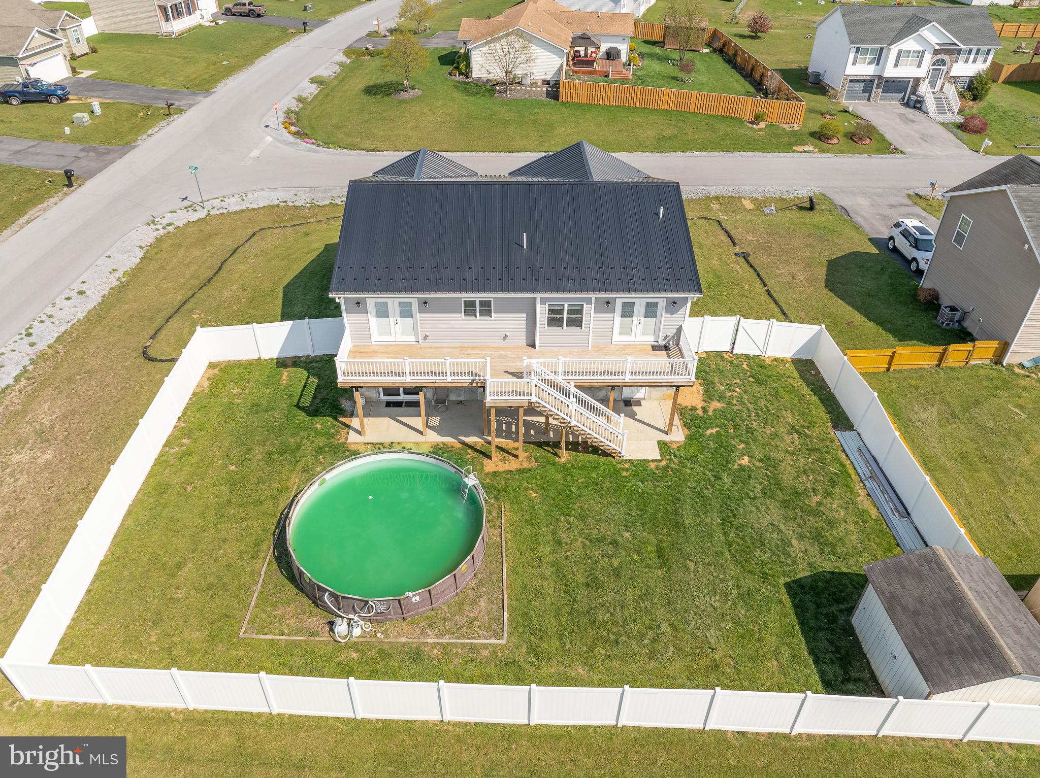 SPRING HILL - Residential