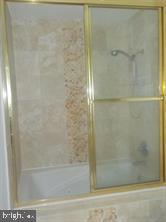 HARBORVIEW TOWERS - Residential