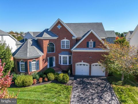 Photo of 4605 Besselink Way, HAYMARKET, VA 20169 (MLS # VAPW2106802) Photo of 4605 Besselink Way, HAYMARKET, VA 20169 (MLS # VAPW2106802)