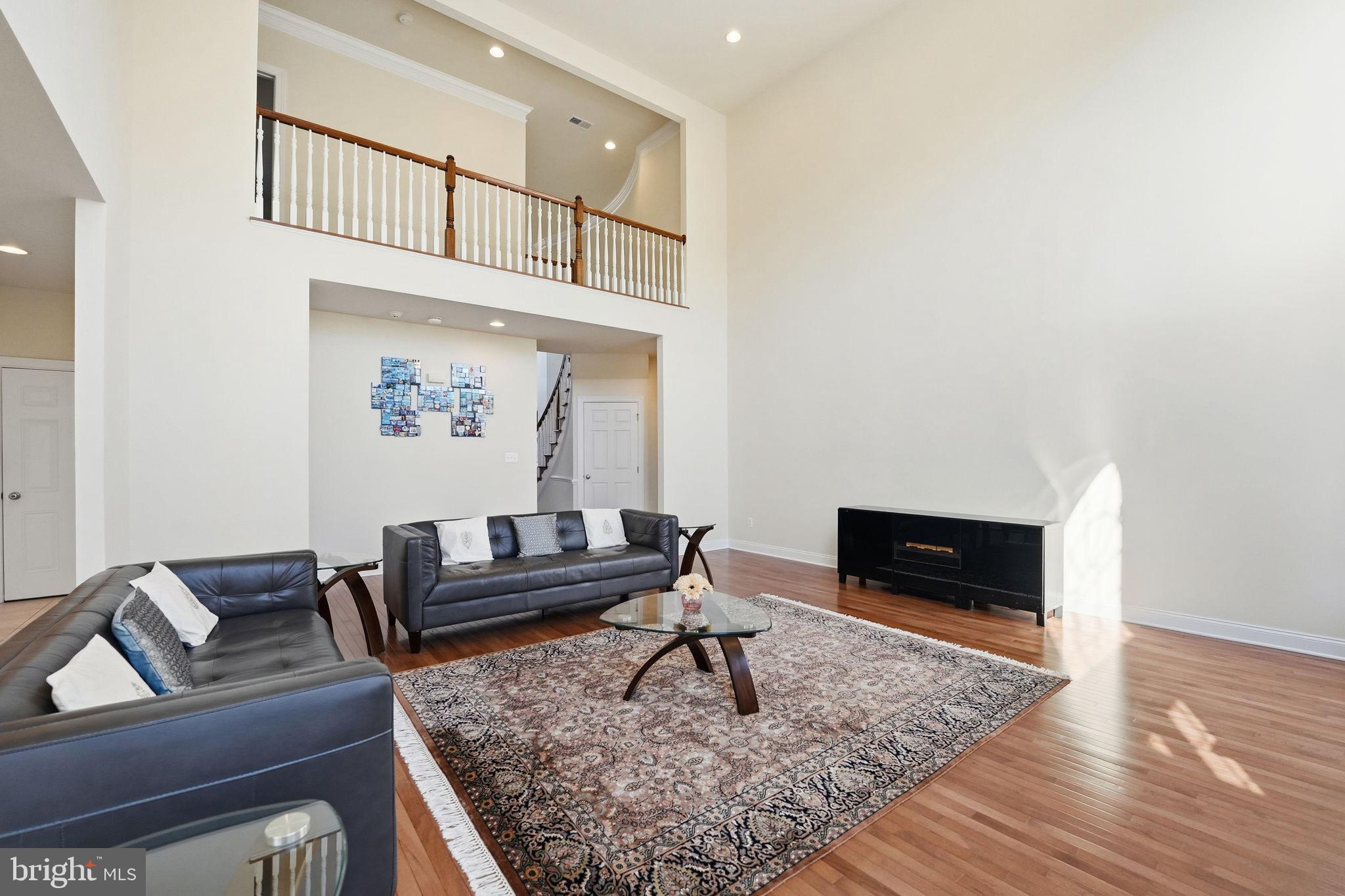 DOMINION VALLEY COUNTRY CLUB - Residential