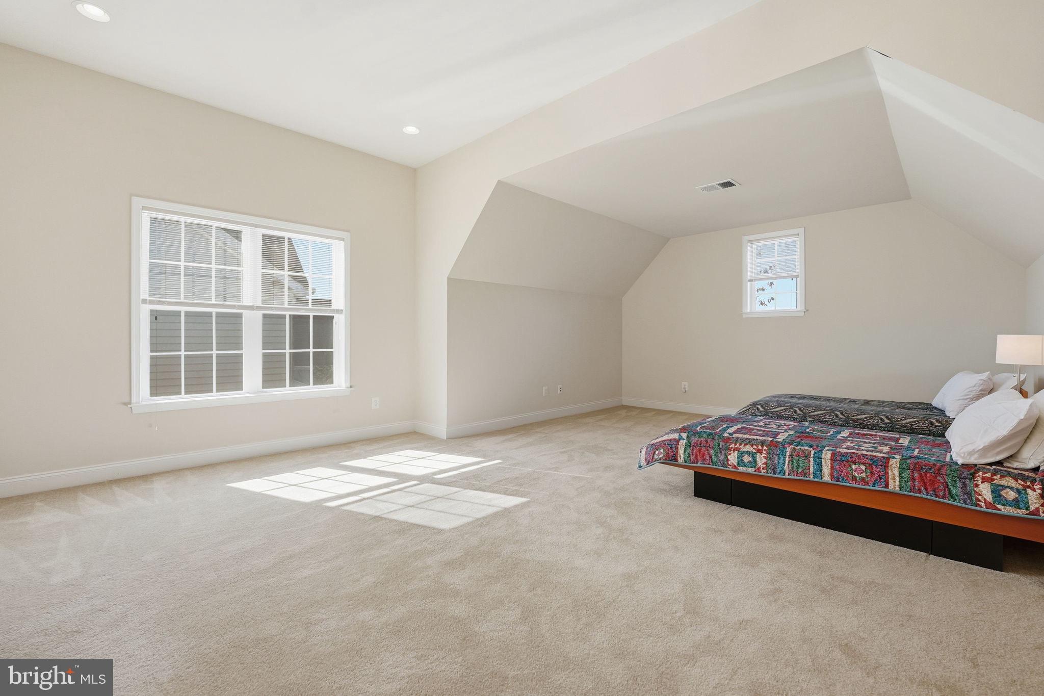 DOMINION VALLEY COUNTRY CLUB - Residential