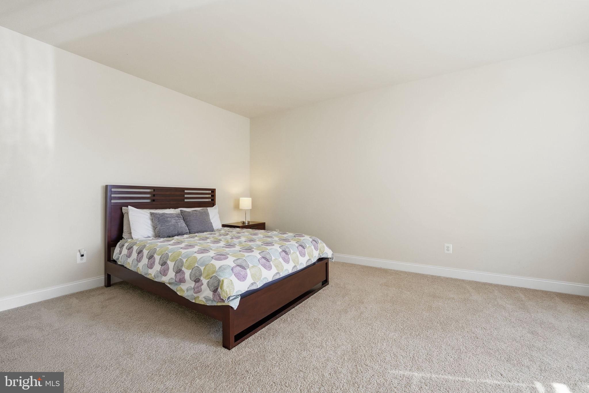 DOMINION VALLEY COUNTRY CLUB - Residential