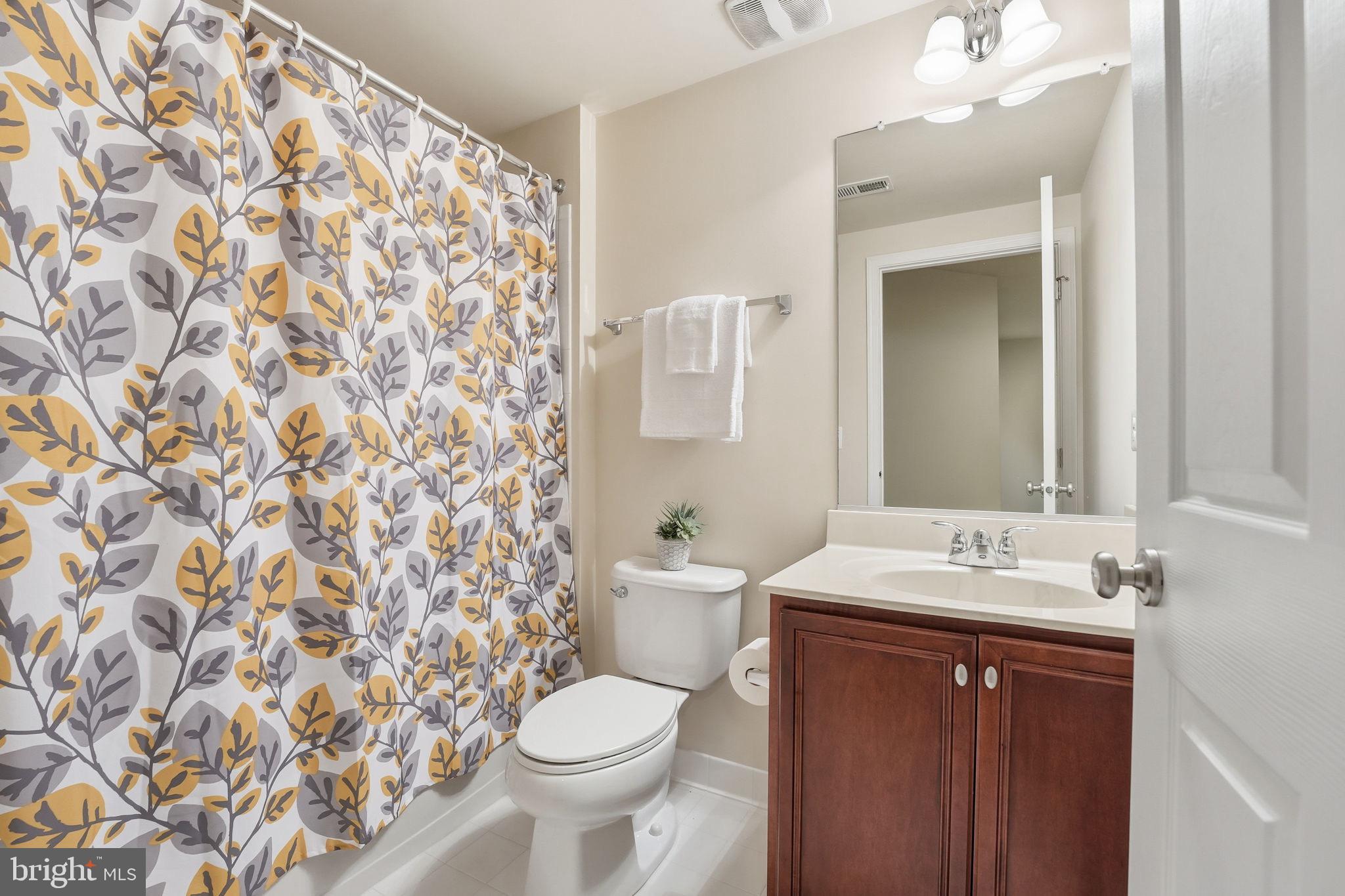 DOMINION VALLEY COUNTRY CLUB - Residential