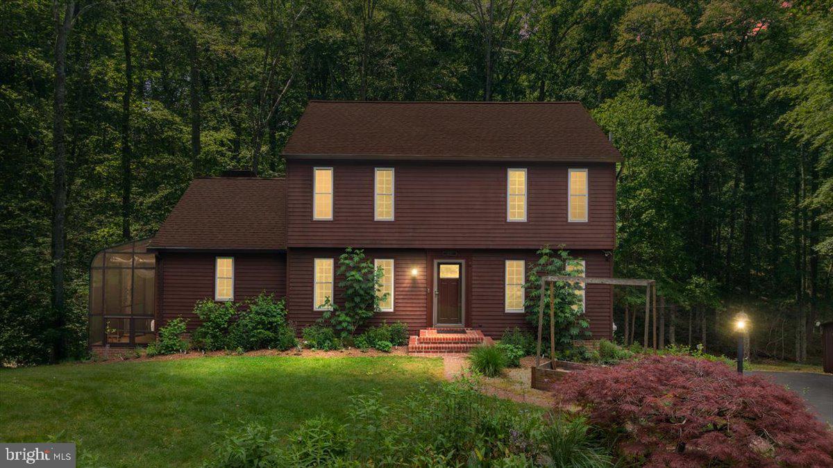 HERITAGE WOODS - Residential